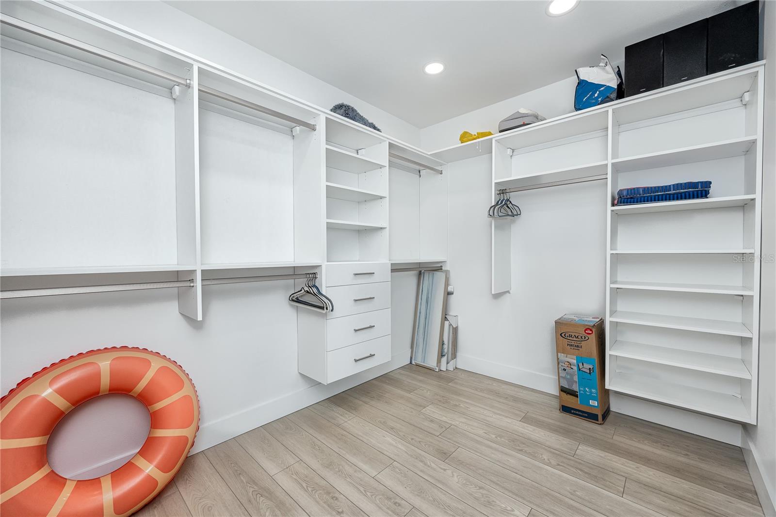 300 150TH AVE #305, MADEIRA BEACH, FL, 33708