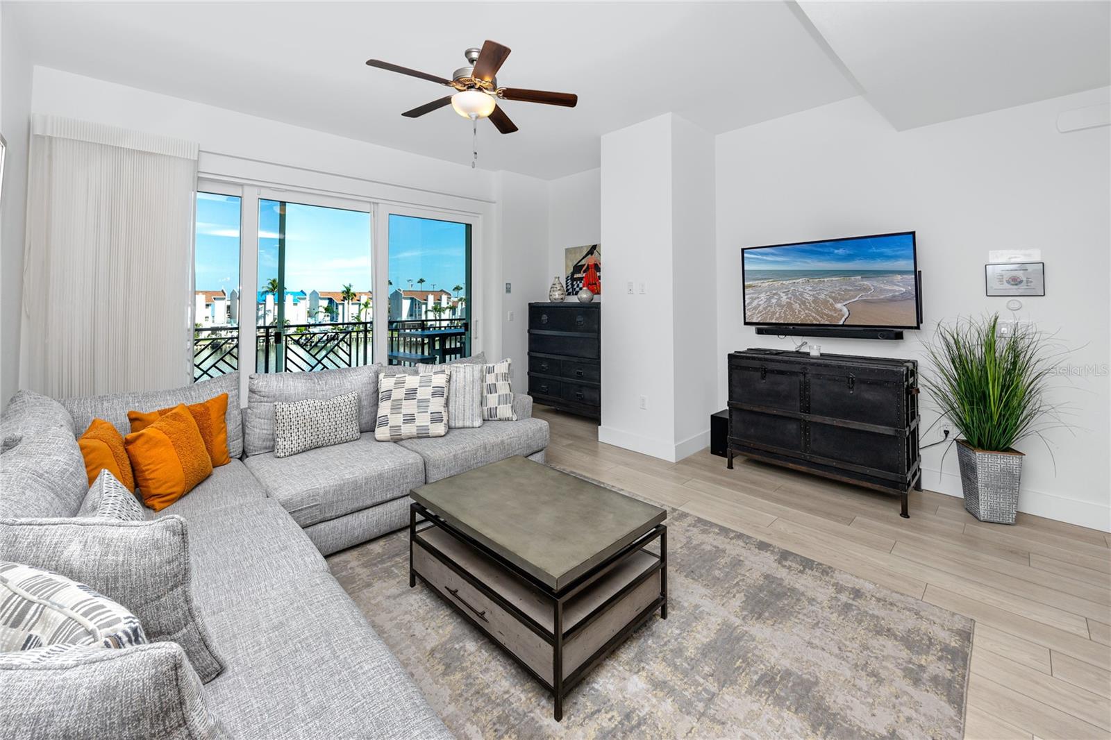 300 150TH AVE #305, MADEIRA BEACH, FL, 33708