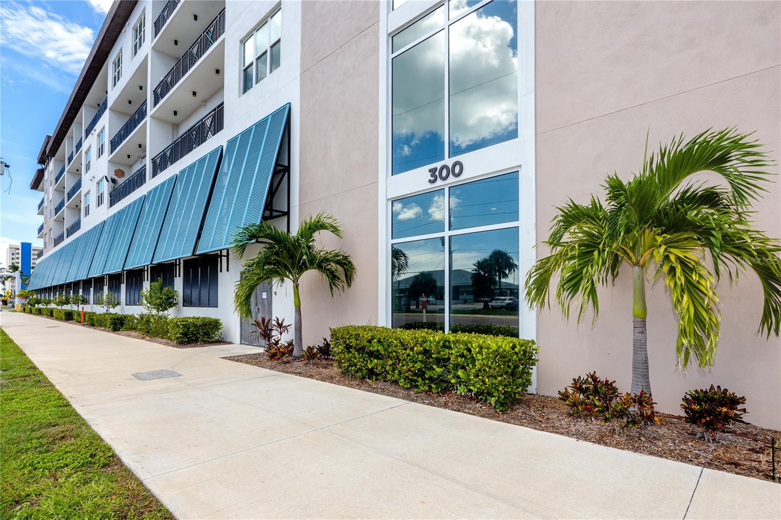 300 150TH AVE #305, MADEIRA BEACH, FL, 33708