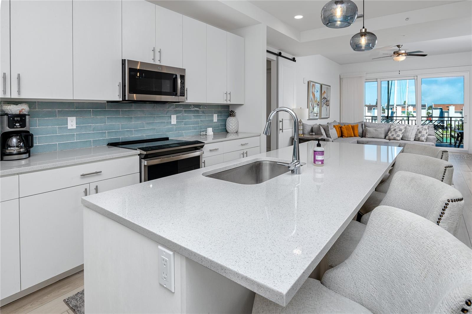 300 150TH AVE #305, MADEIRA BEACH, FL, 33708