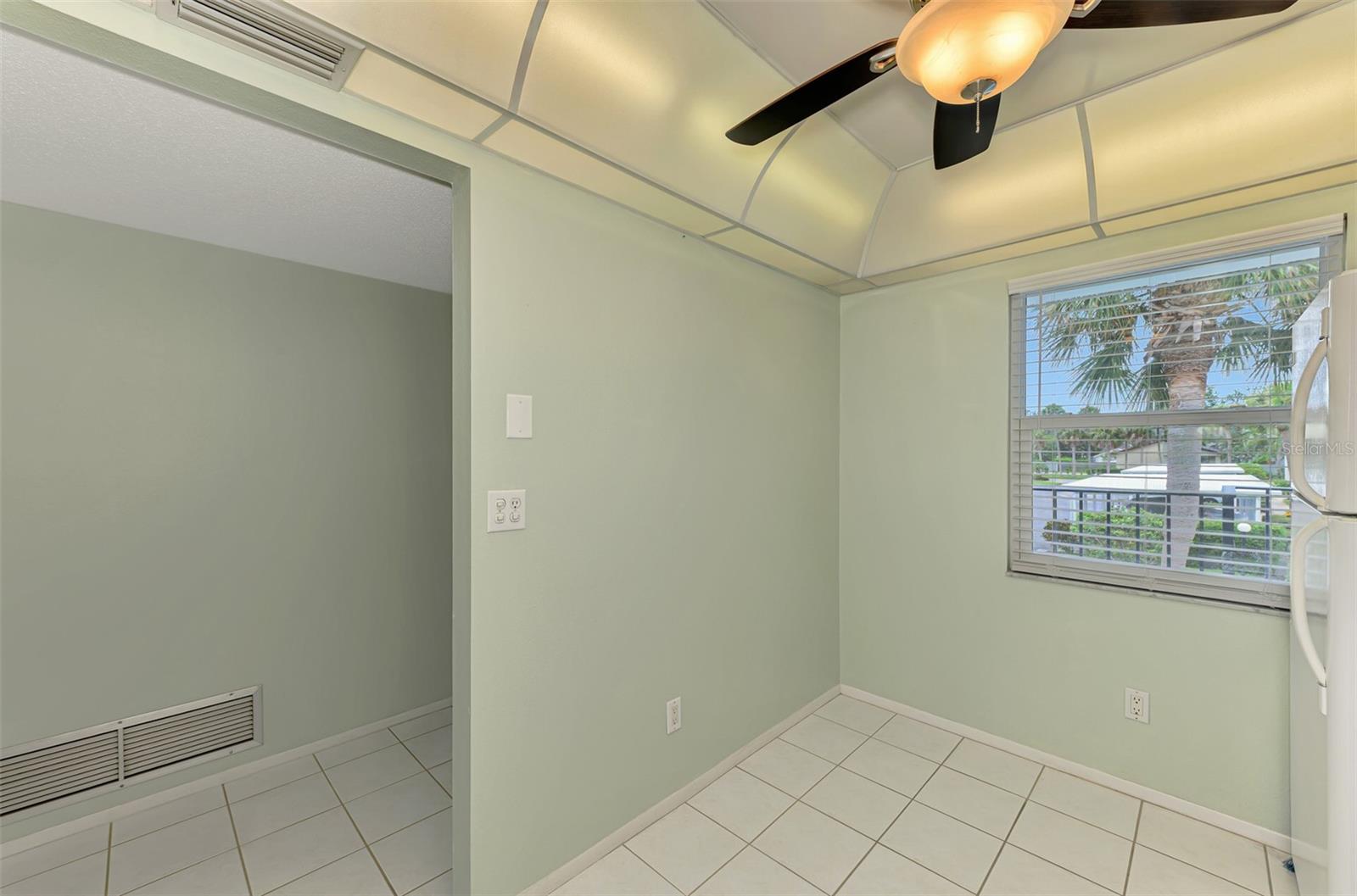 725 CAPRI ISLES BLVD #725, VENICE, FL, 34292