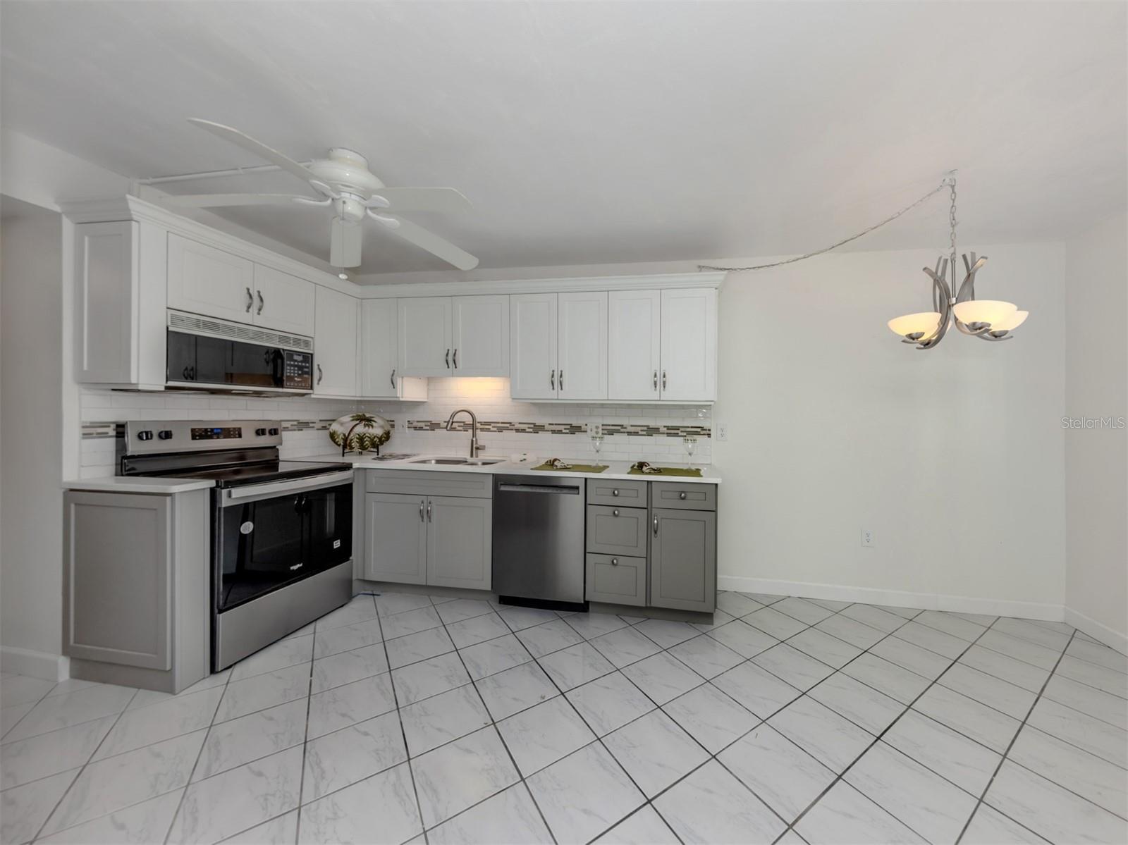 1001 INLET CIR #169, VENICE, FL, 34285