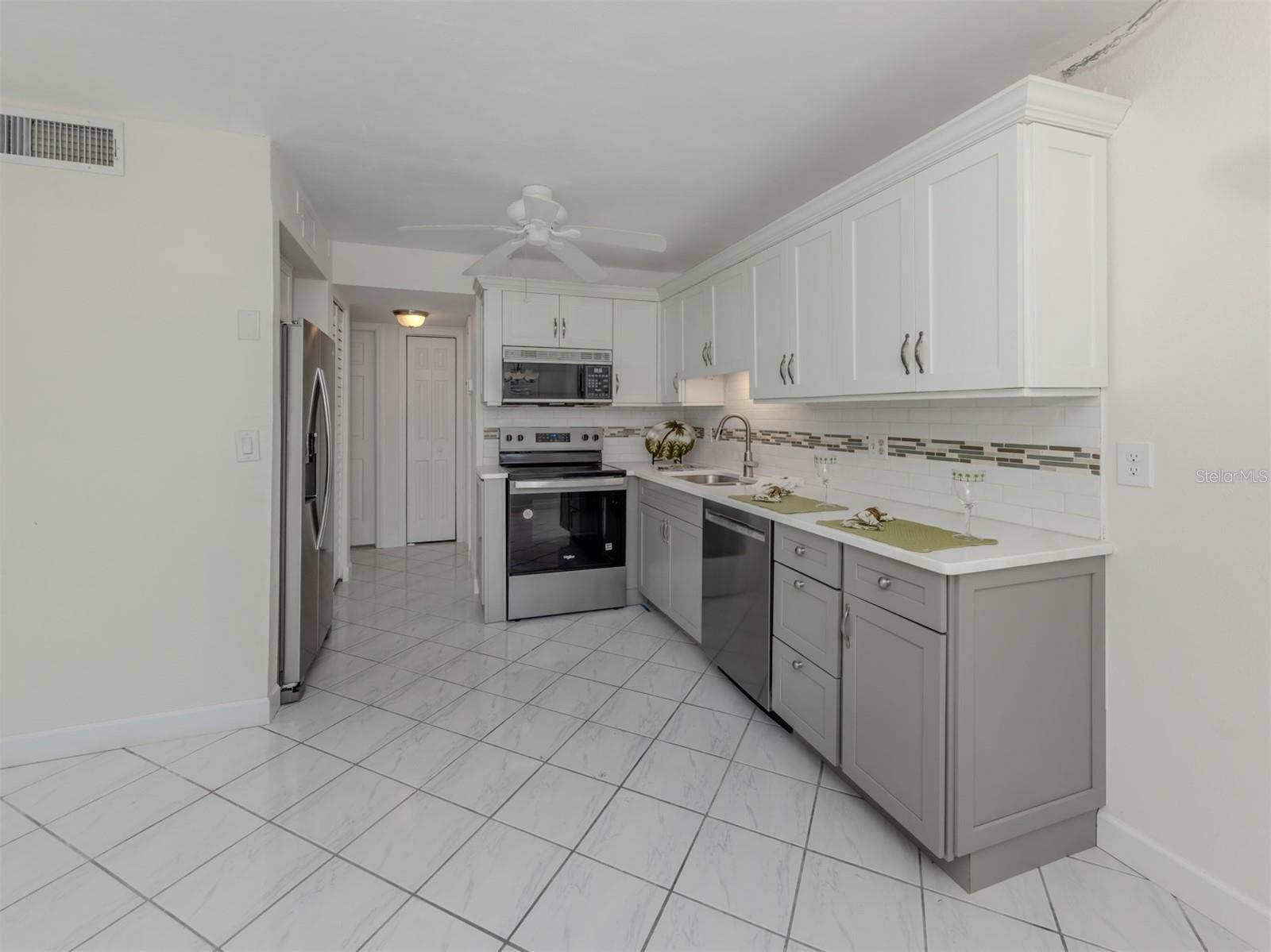 1001 INLET CIR #169, VENICE, FL, 34285