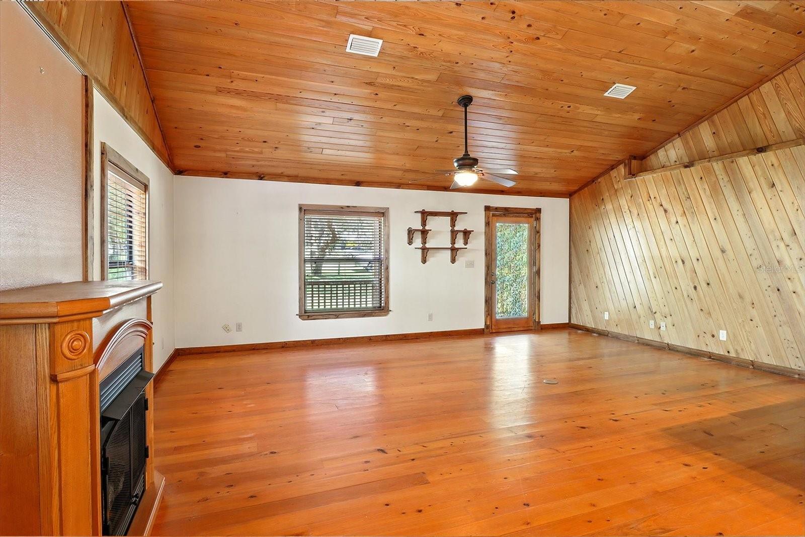 10596 E ASHWOOD LN, INVERNESS, FL, 34450