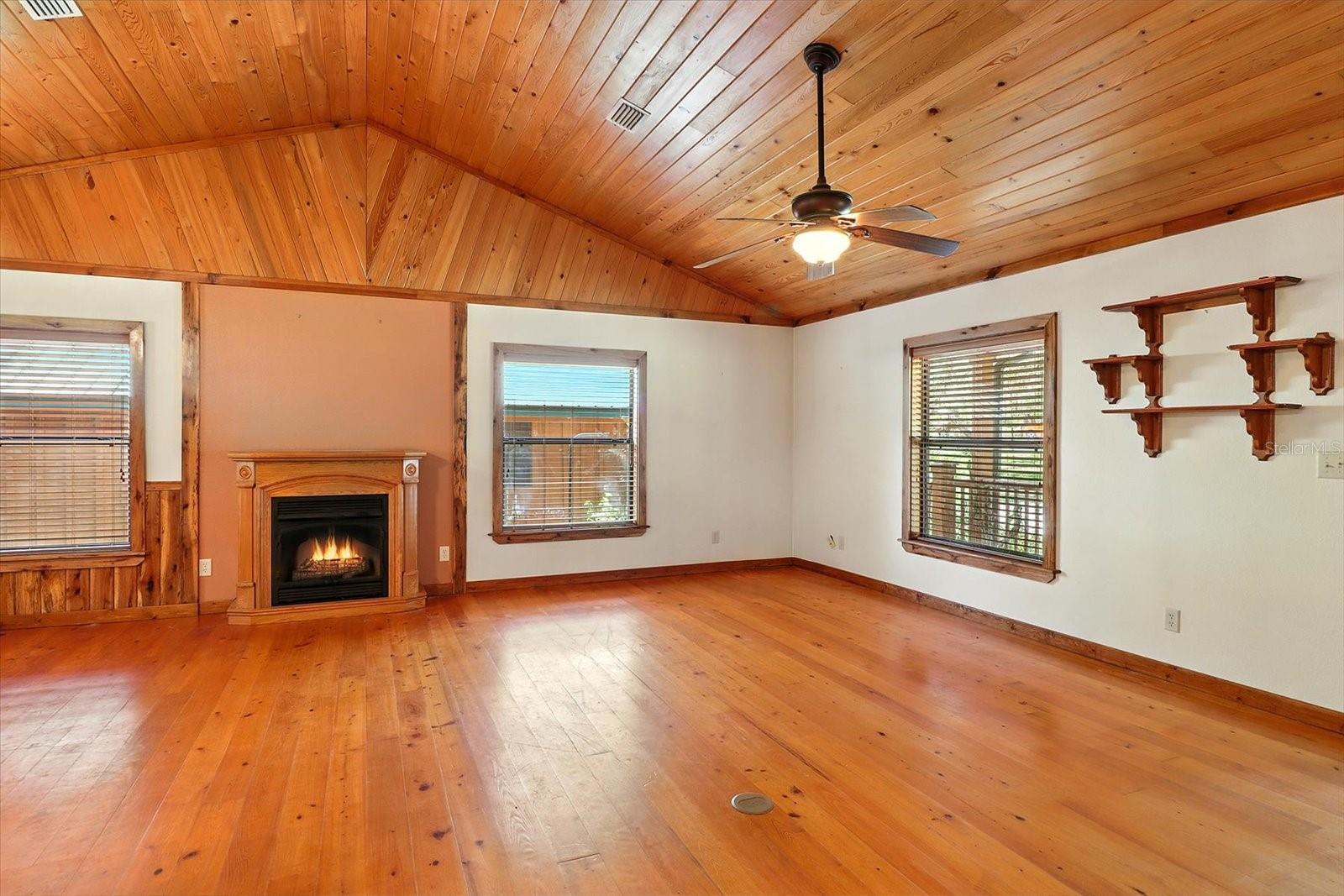 10596 E ASHWOOD LN, INVERNESS, FL, 34450