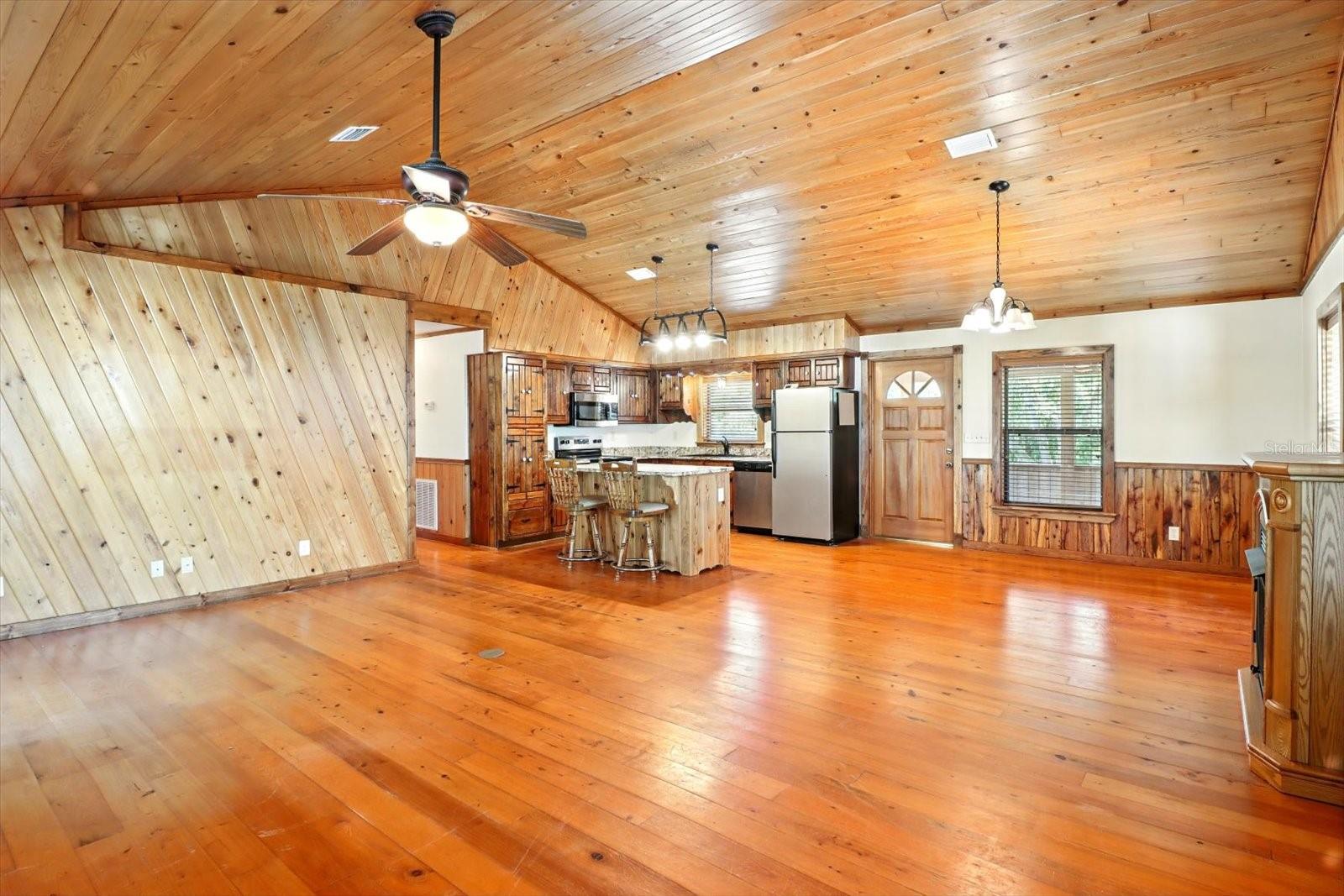 10596 E ASHWOOD LN, INVERNESS, FL, 34450