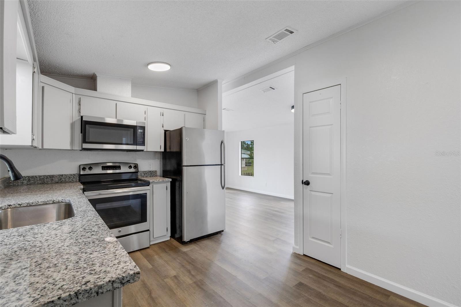 918 49TH AVE W, BRADENTON, FL, 34207