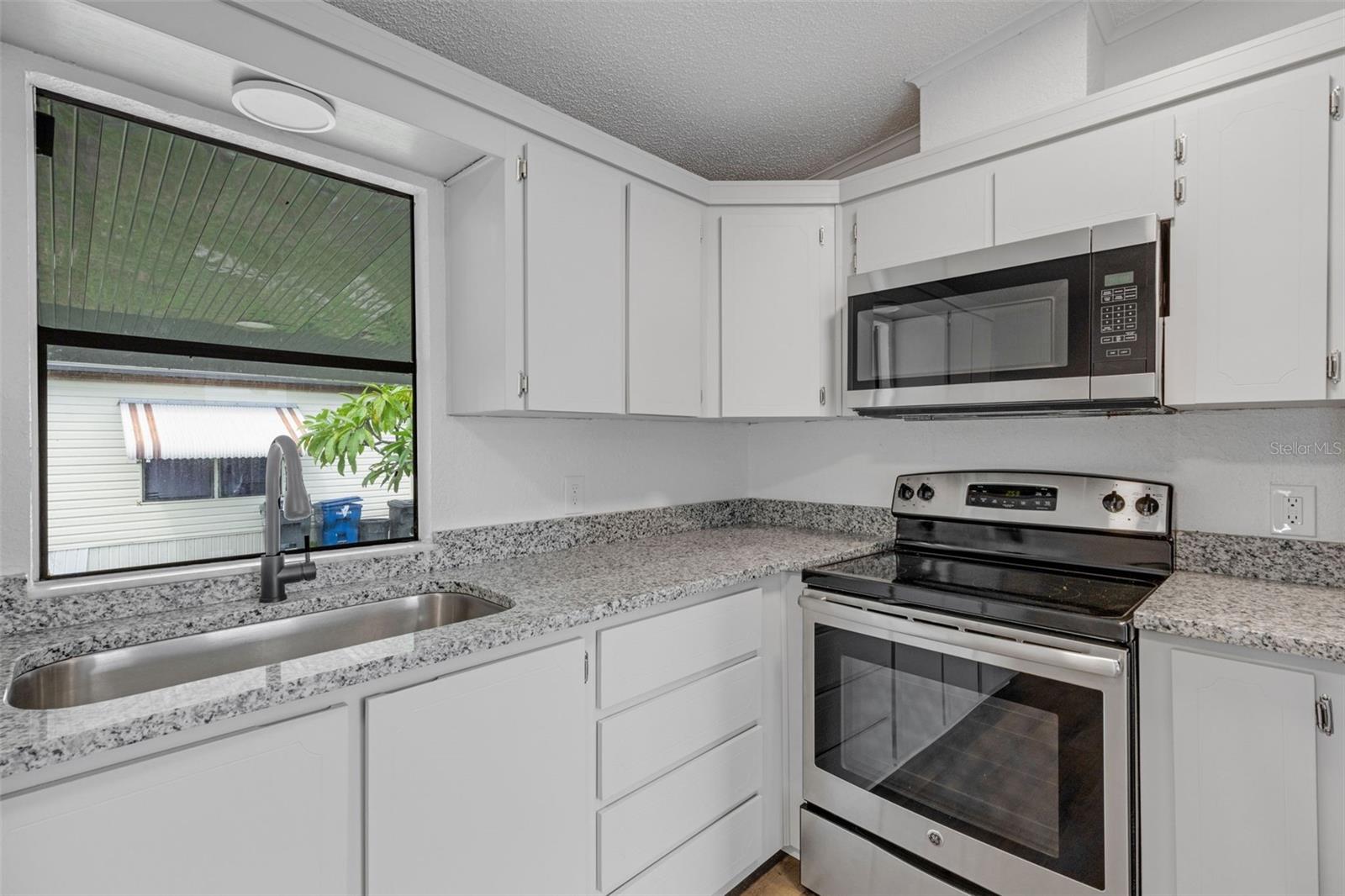 918 49TH AVE W, BRADENTON, FL, 34207