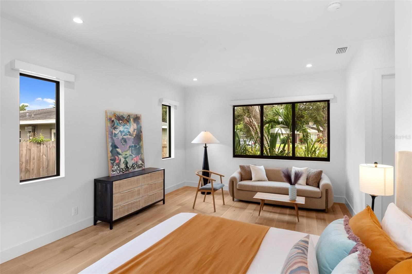 A4664056 Property Photo