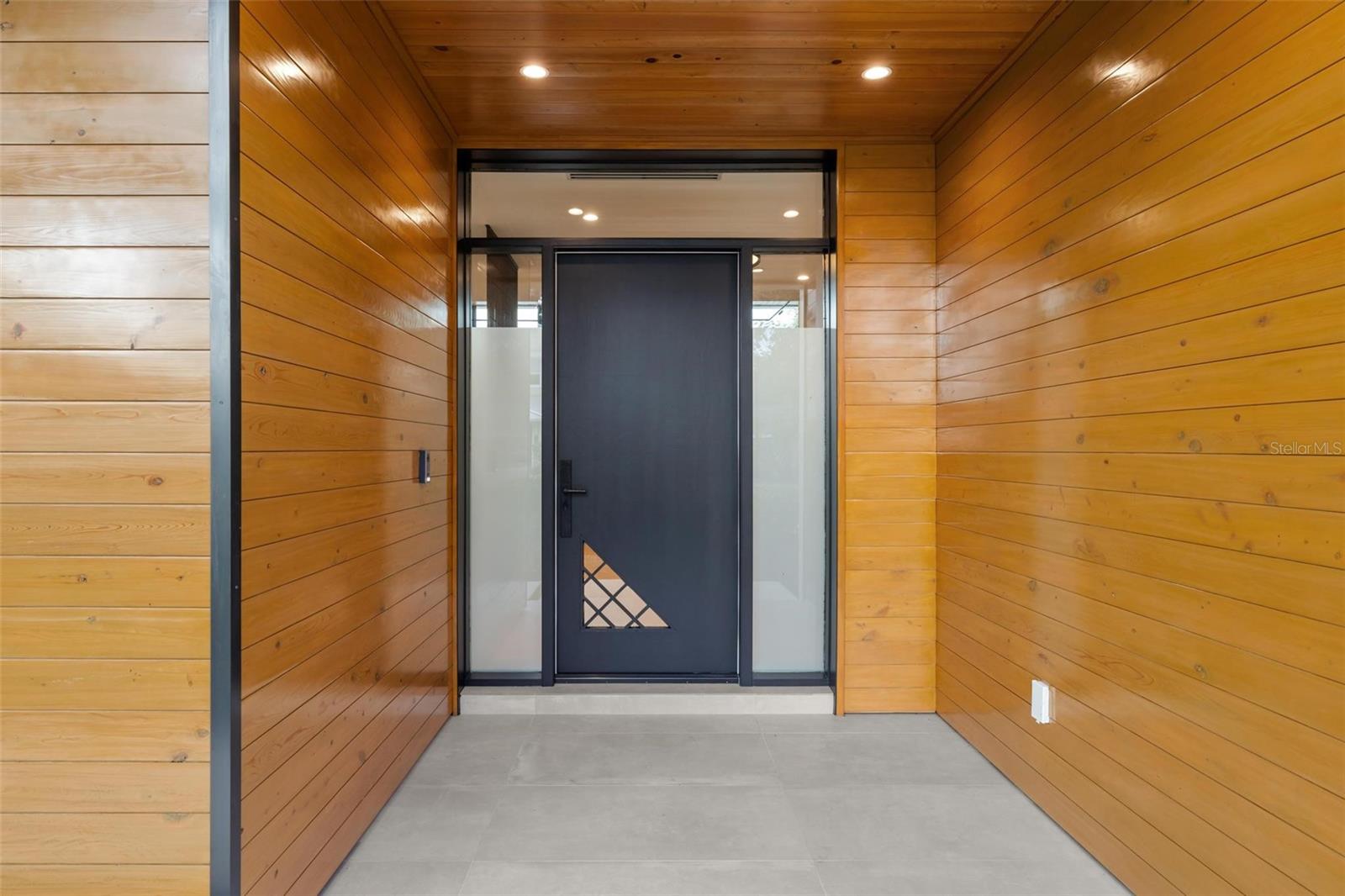 A4664056 Property Photo