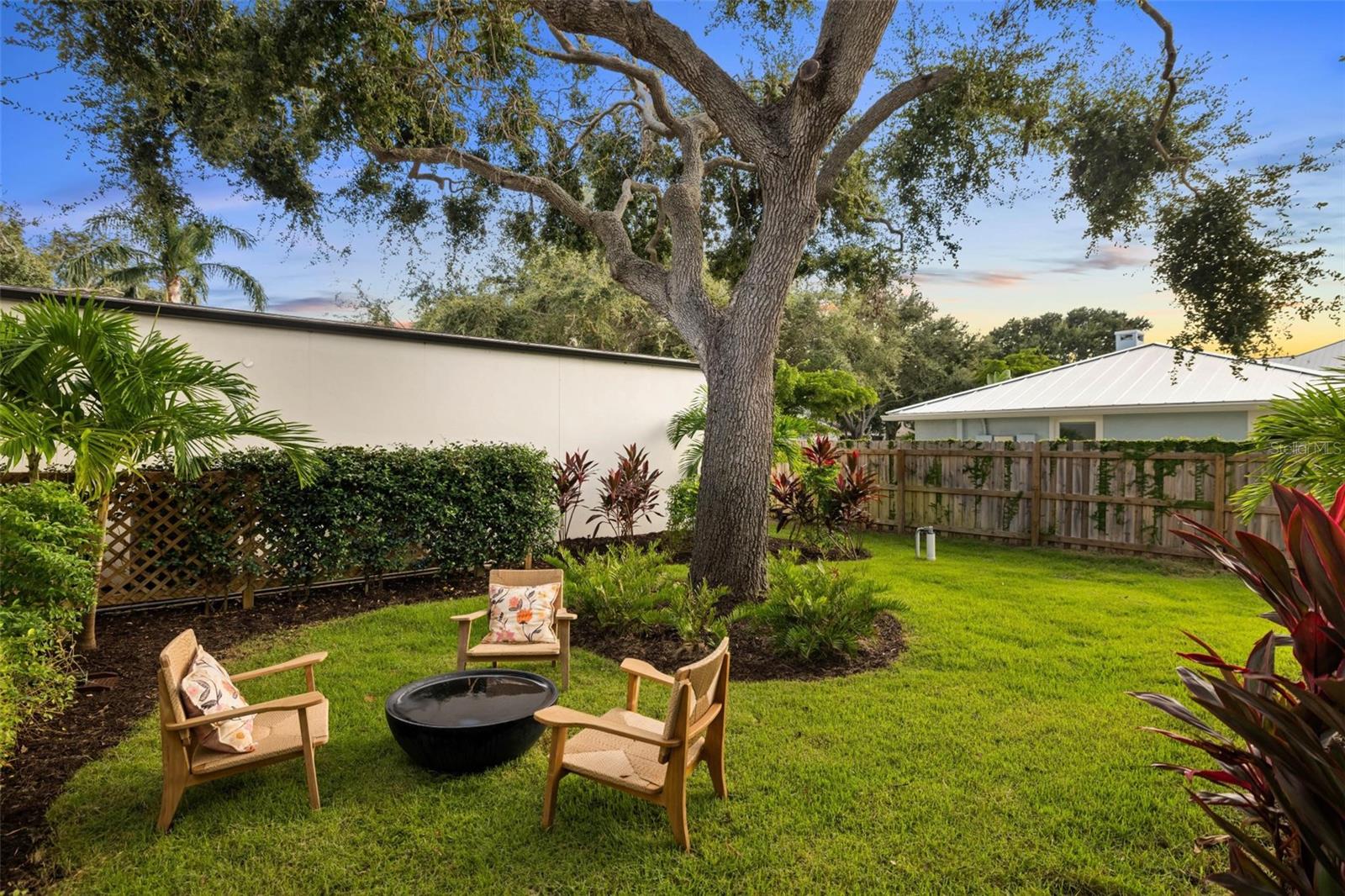 A4664056 Property Photo