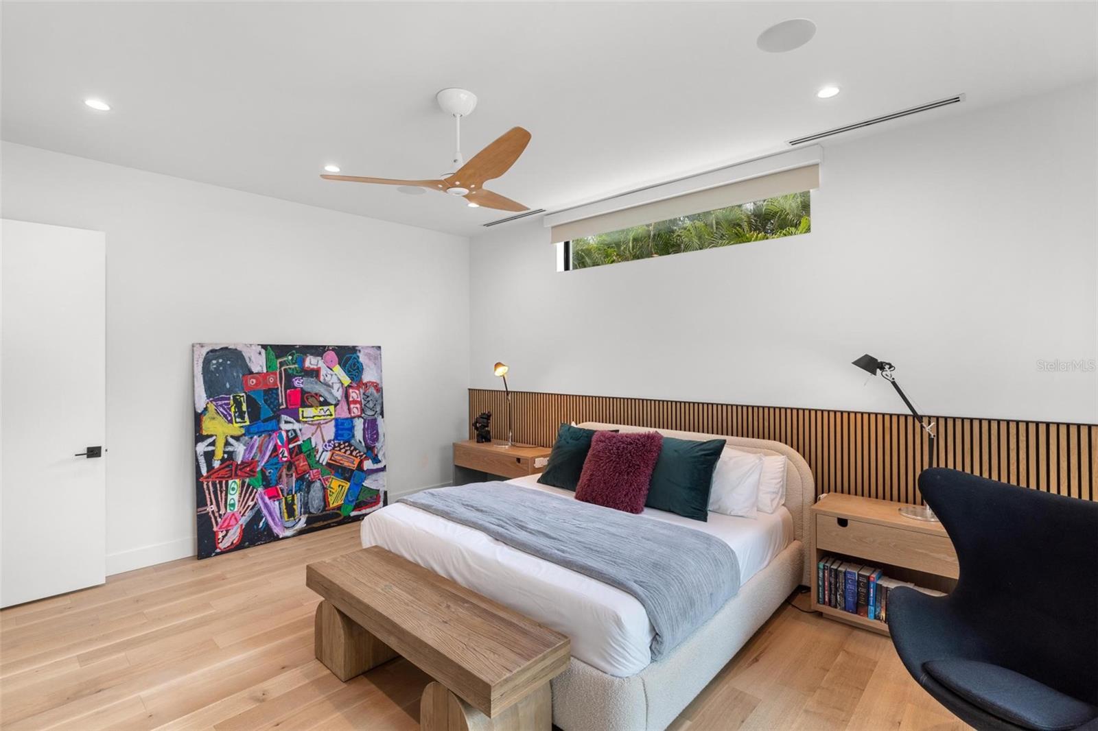 A4664056 Property Photo