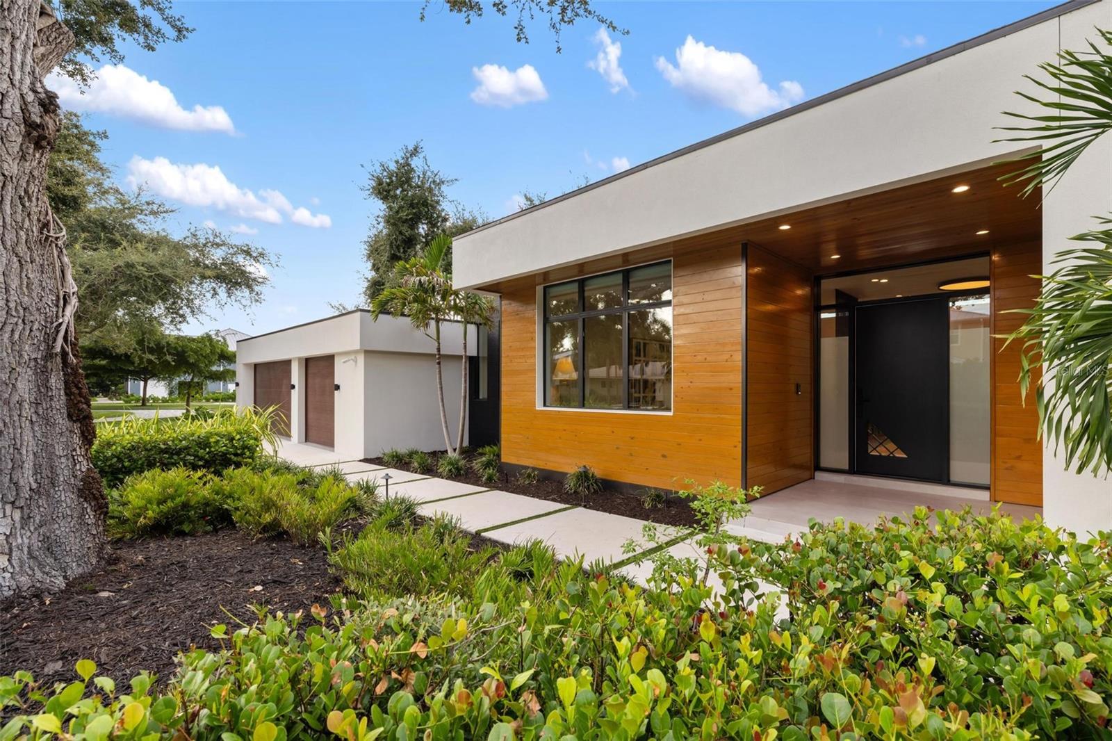 A4664056 Property Photo