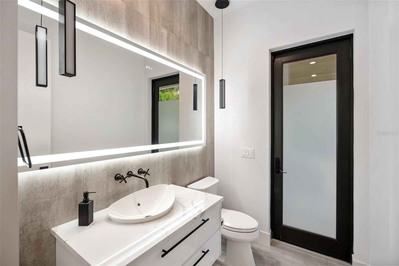 A4664056 Property Photo