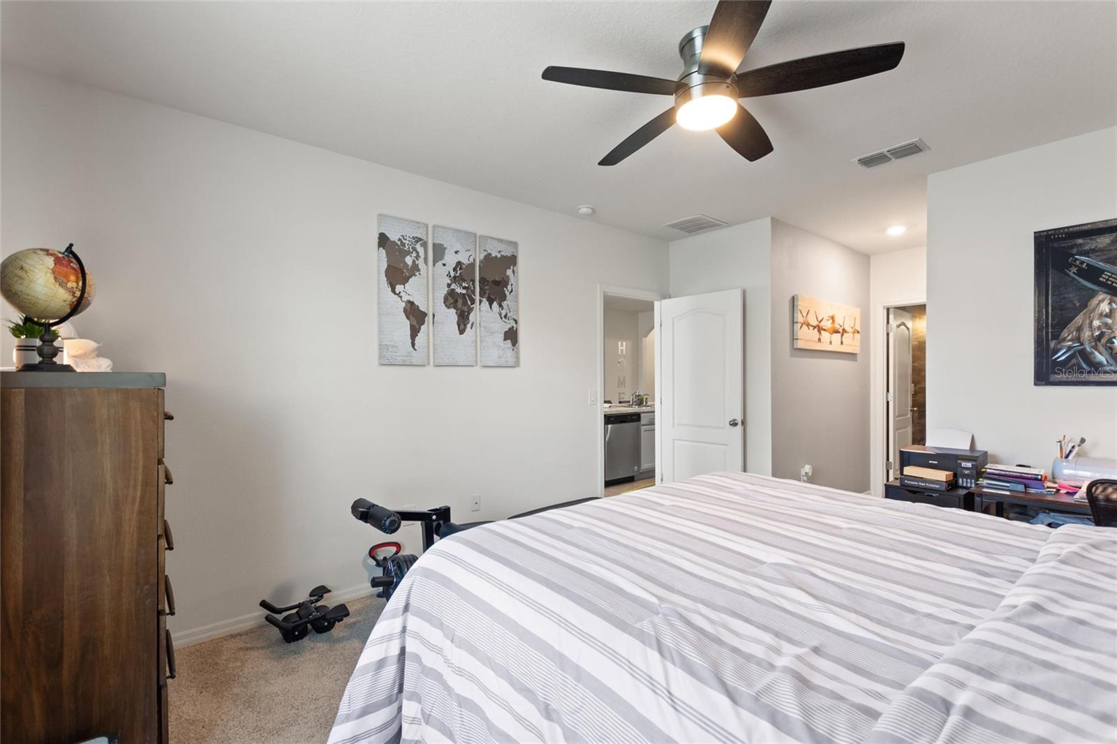 2769 GRAND CENTRAL AVE, TAVARES, FL, 32778