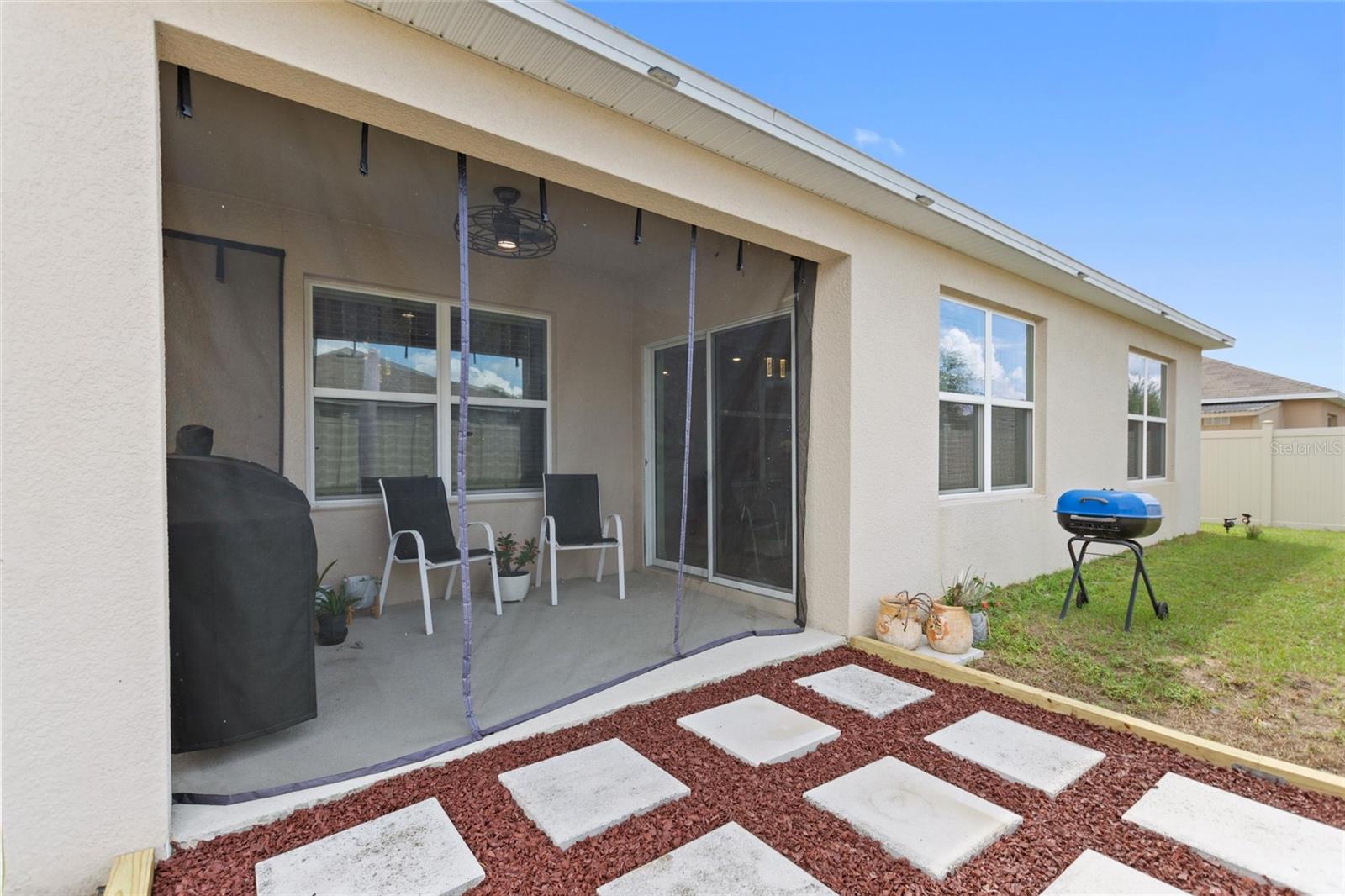 2769 GRAND CENTRAL AVE, TAVARES, FL, 32778