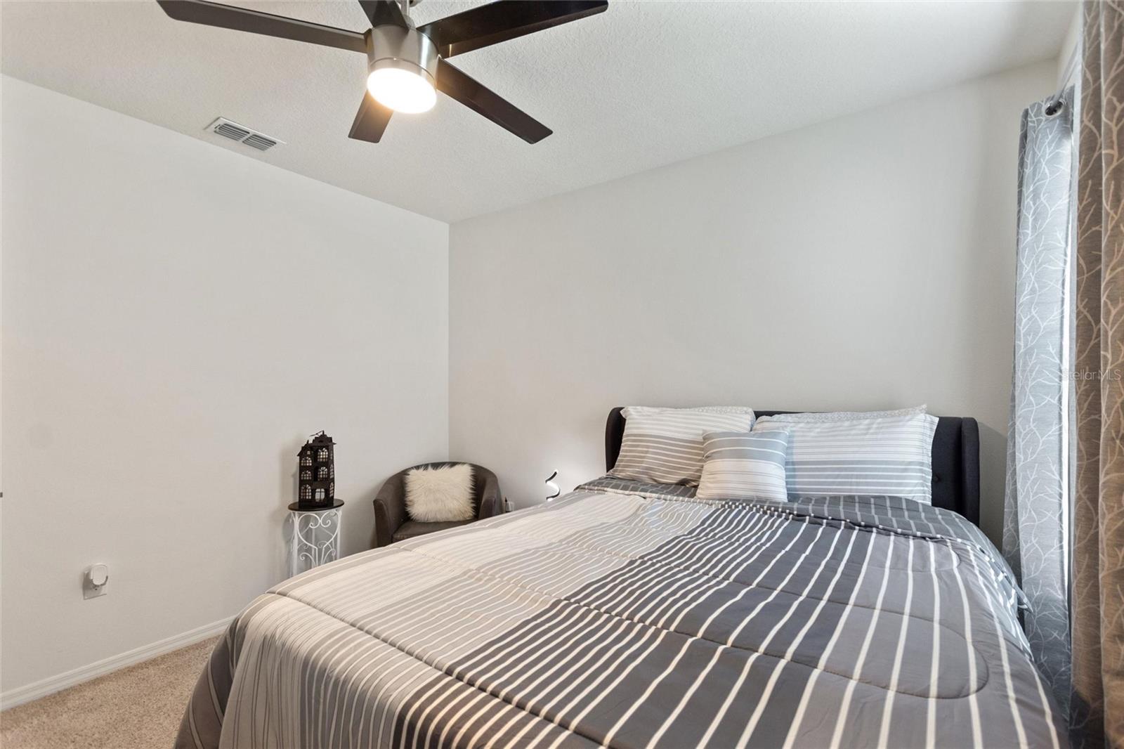 2769 GRAND CENTRAL AVE, TAVARES, FL, 32778