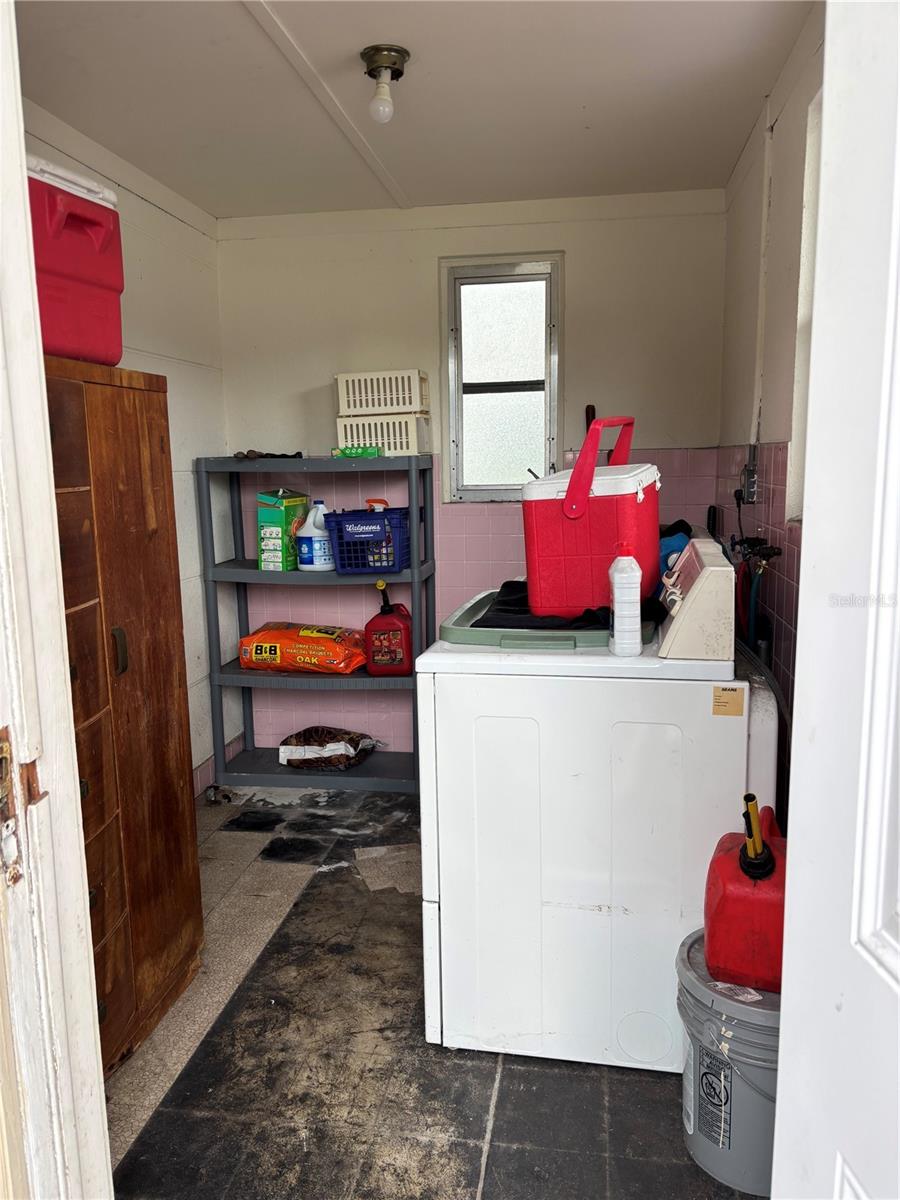 2670 PINELLAS POINT DR S, ST PETERSBURG, FL, 33712