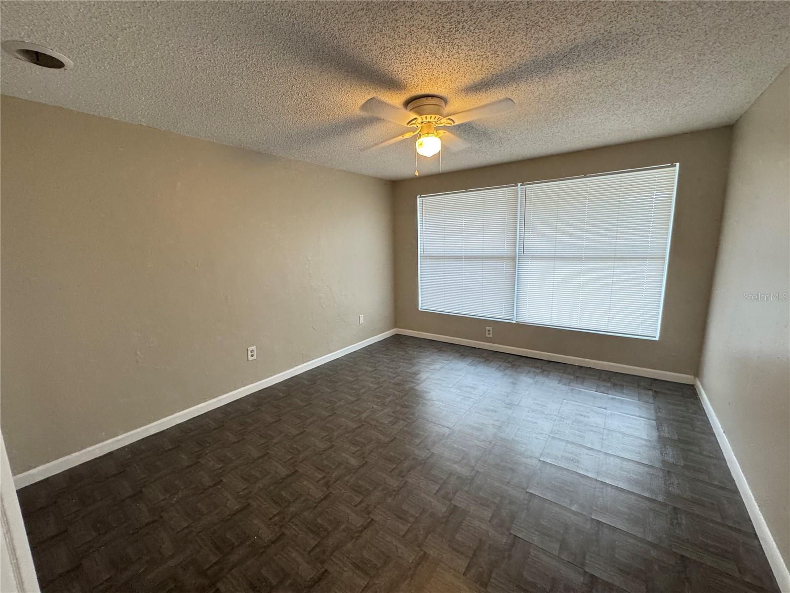 8508 PINEHURST DR, TAMPA, FL, 33615