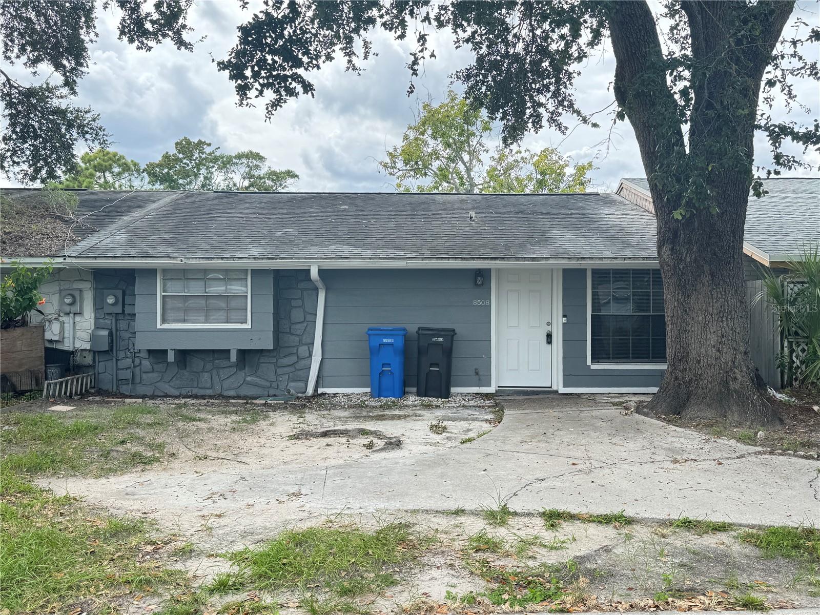 8508 PINEHURST DR, TAMPA, FL, 33615