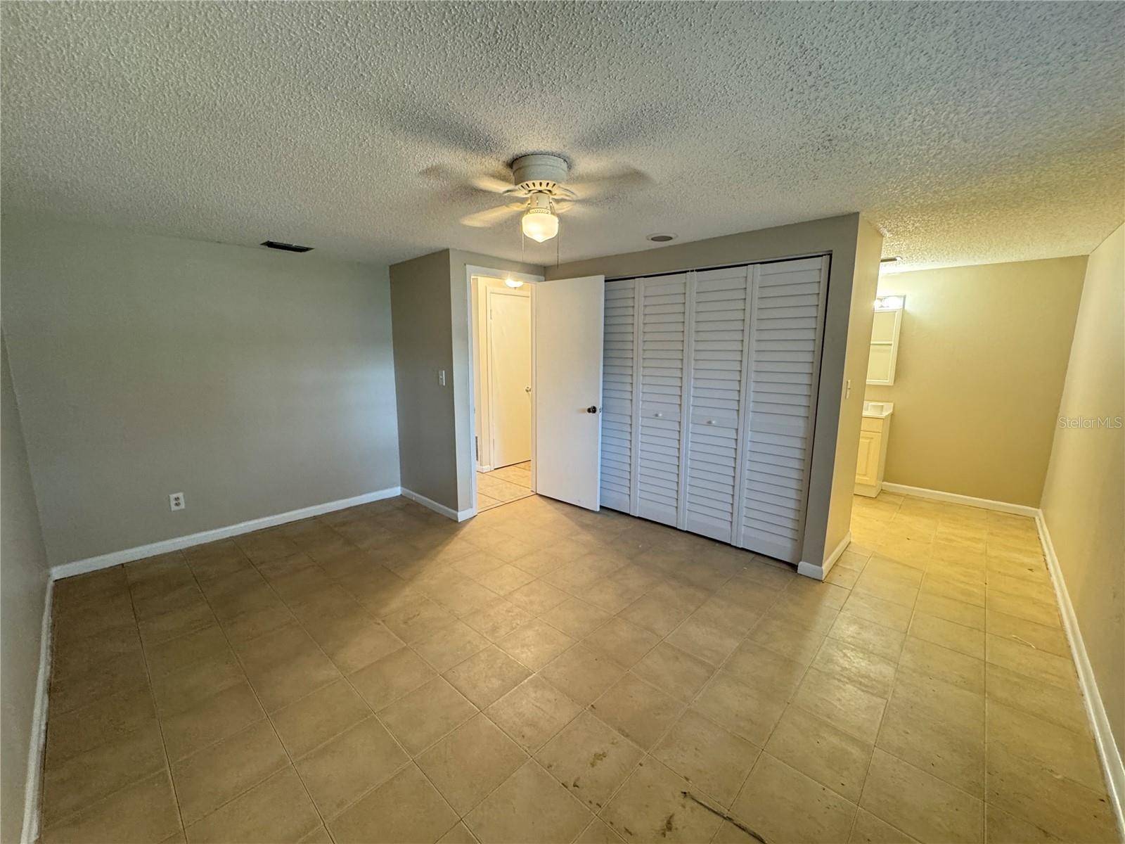 8508 PINEHURST DR, TAMPA, FL, 33615