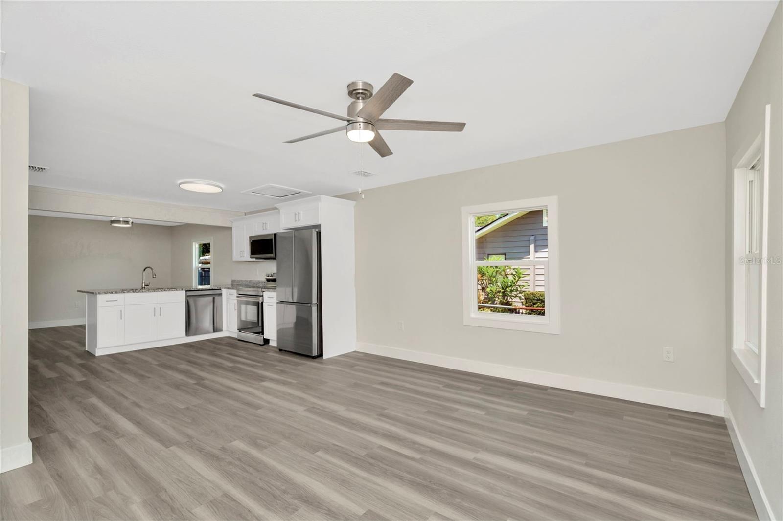 8306 N ORLEANS AVE, TAMPA, FL, 33604