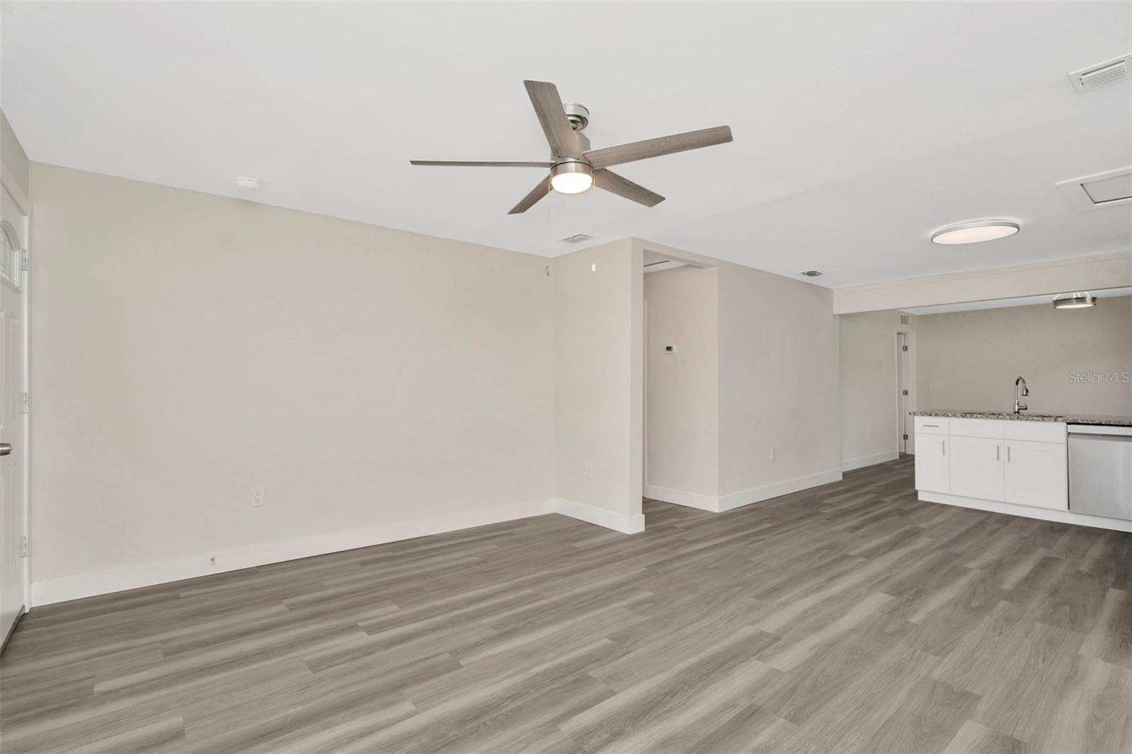 8306 N ORLEANS AVE, TAMPA, FL, 33604