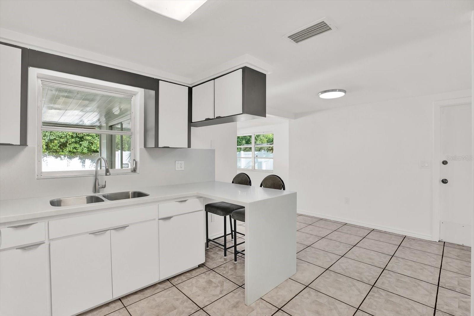 6701 PARKSIDE DR, NEW PORT RICHEY, FL, 34653