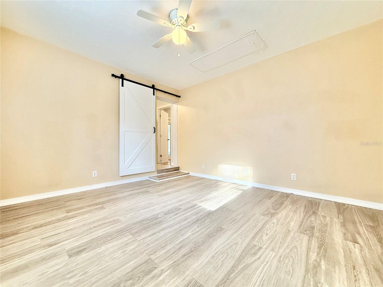 729 E GROVE PL, DELAND, FL, 32724