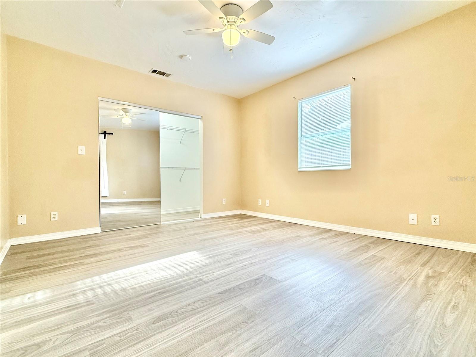 729 E GROVE PL, DELAND, FL, 32724