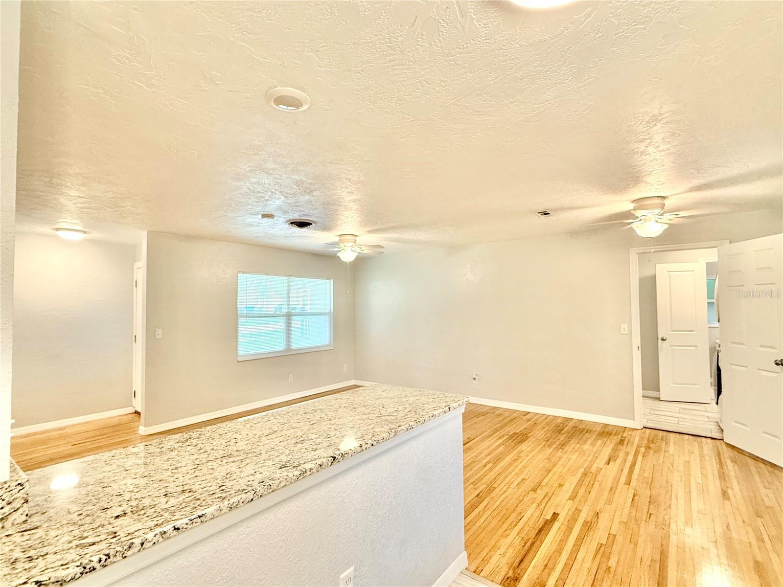 729 E GROVE PL, DELAND, FL, 32724