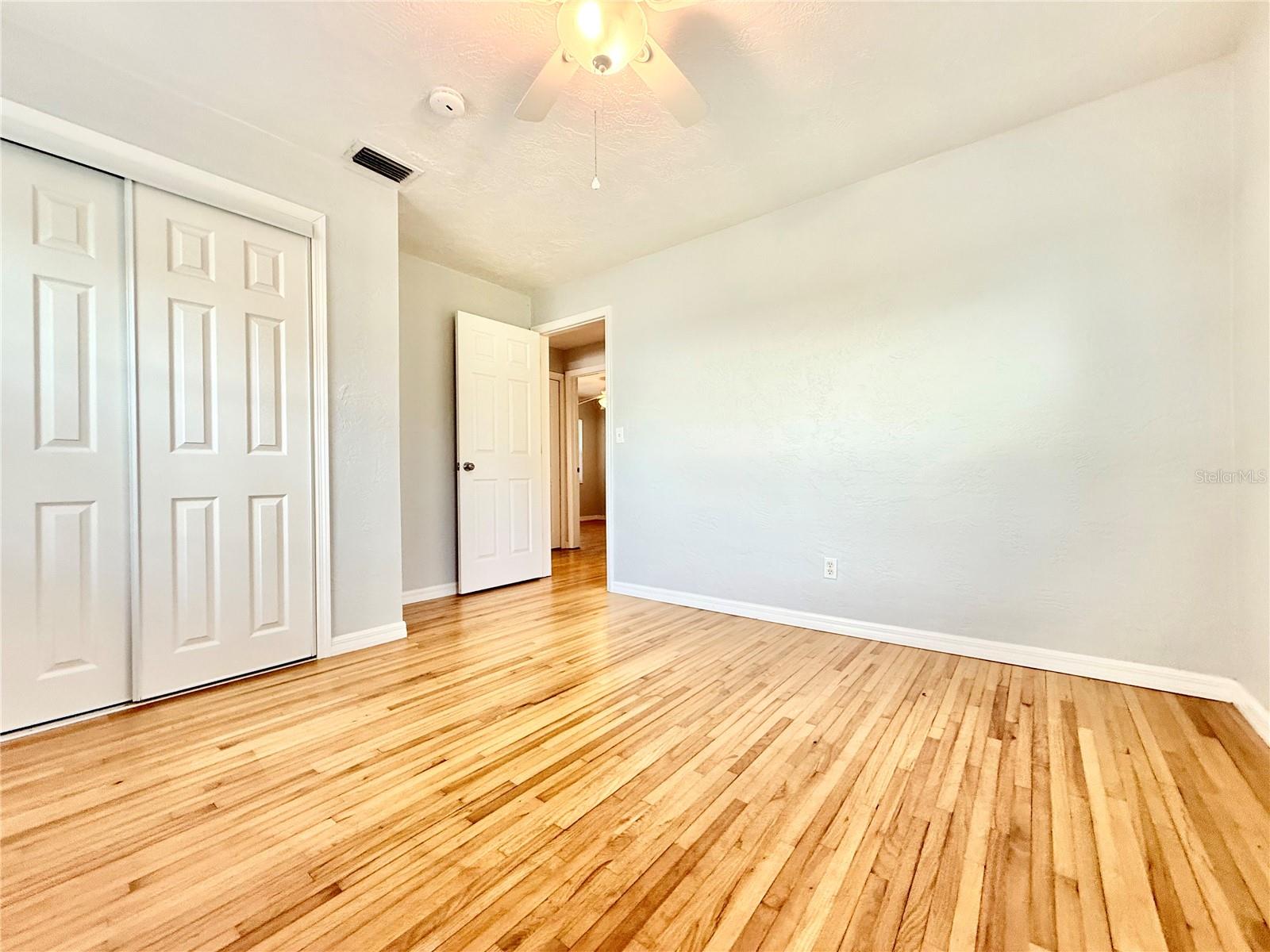 729 E GROVE PL, DELAND, FL, 32724