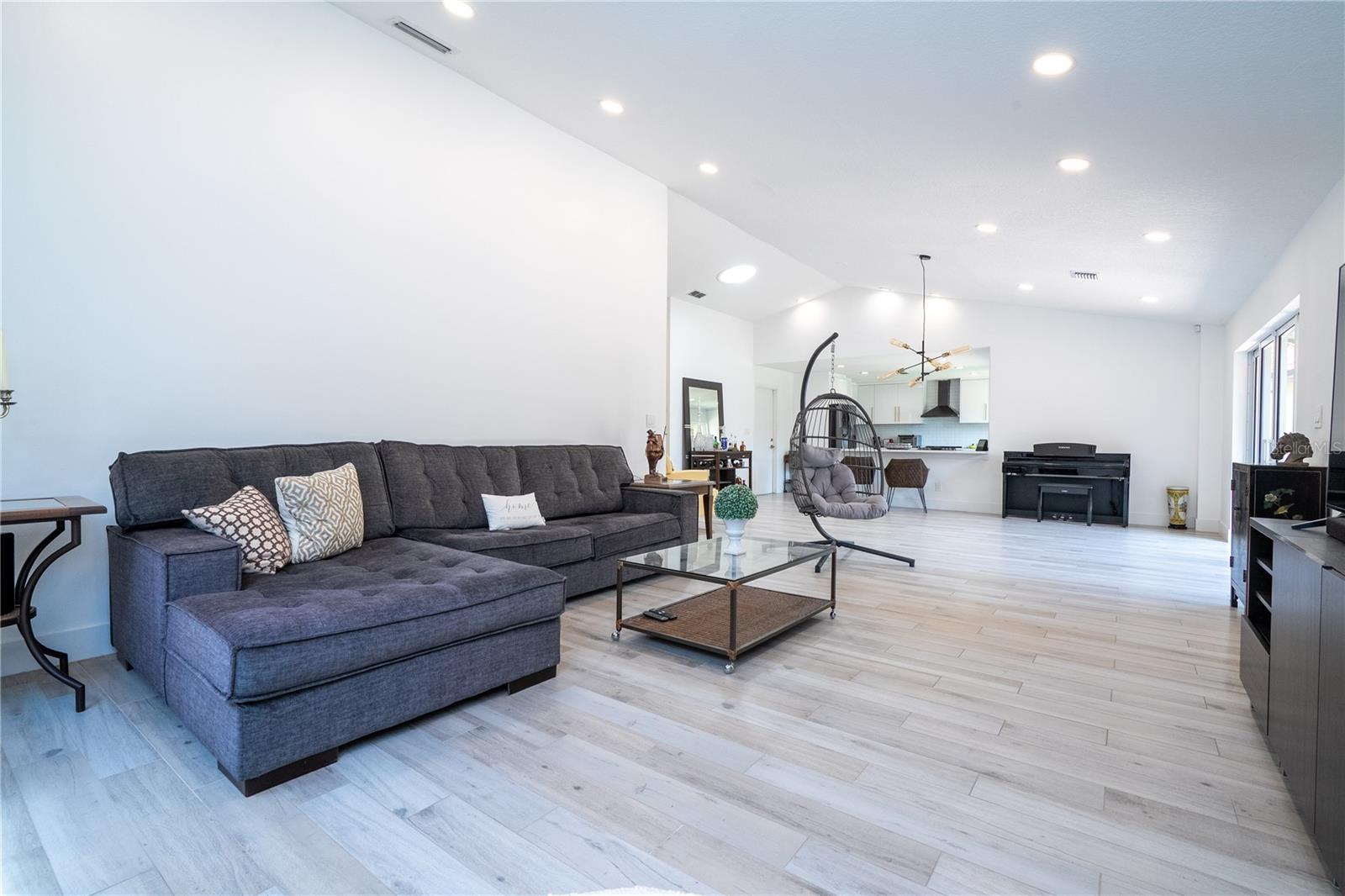 7902 S MARBELLA CT, ORLANDO, FL, 32836