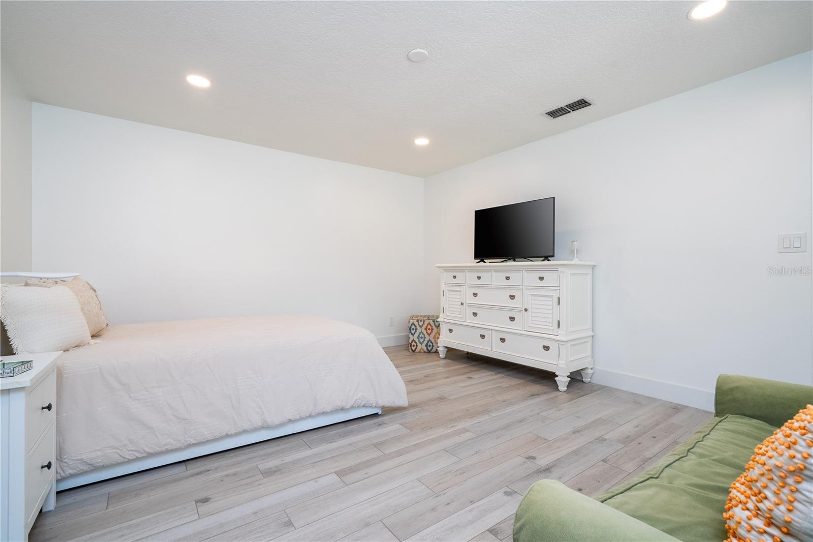 7902 S MARBELLA CT, ORLANDO, FL, 32836