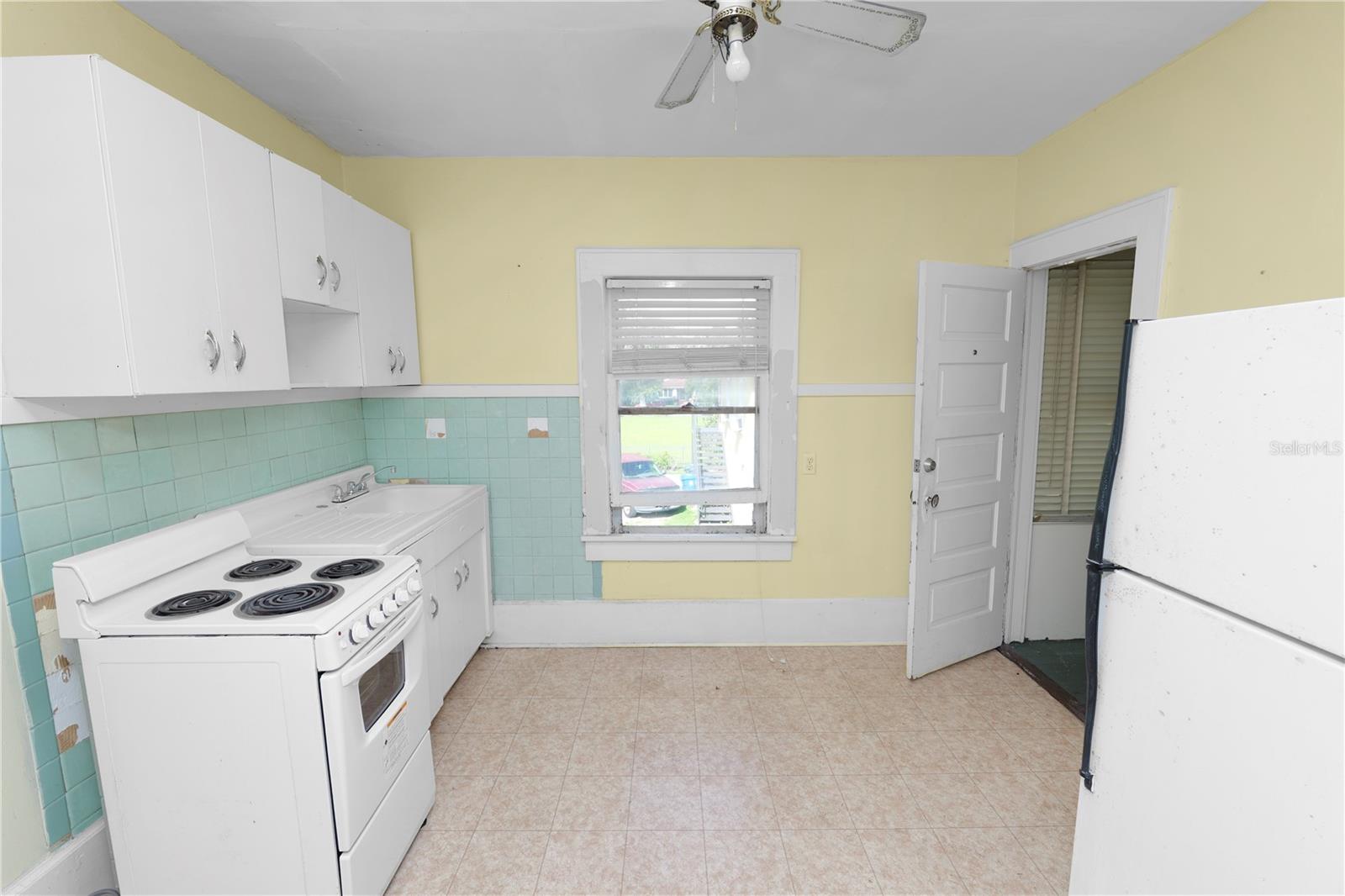 817 SOUTH BLVD, LAKELAND, FL, 33801