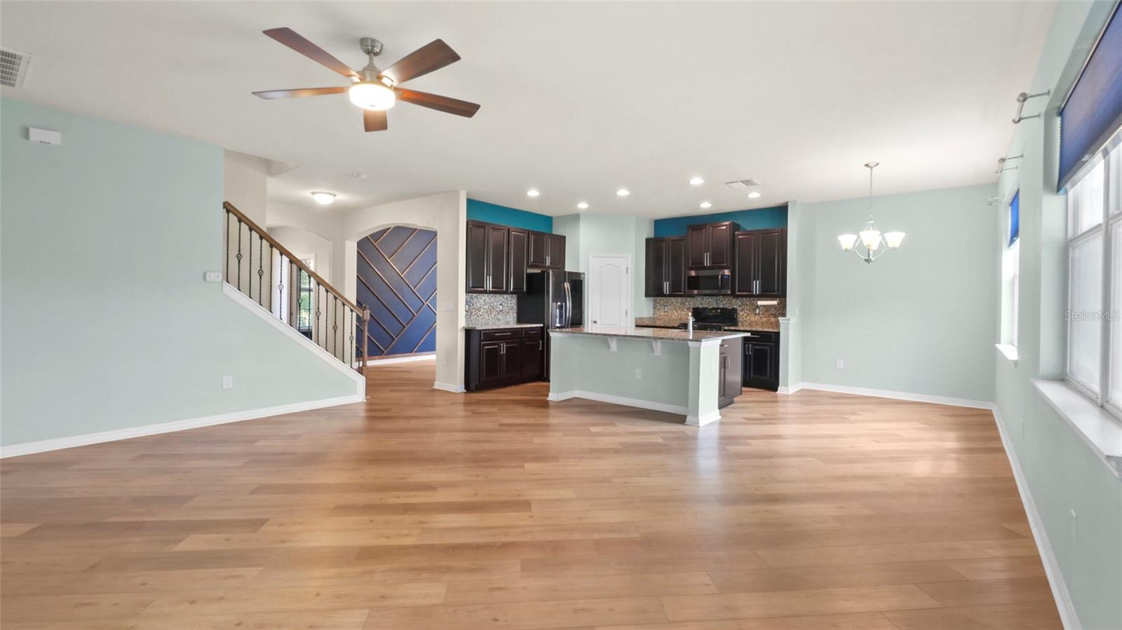 11425 EMERALD SHORE DR, RIVERVIEW, FL, 33579