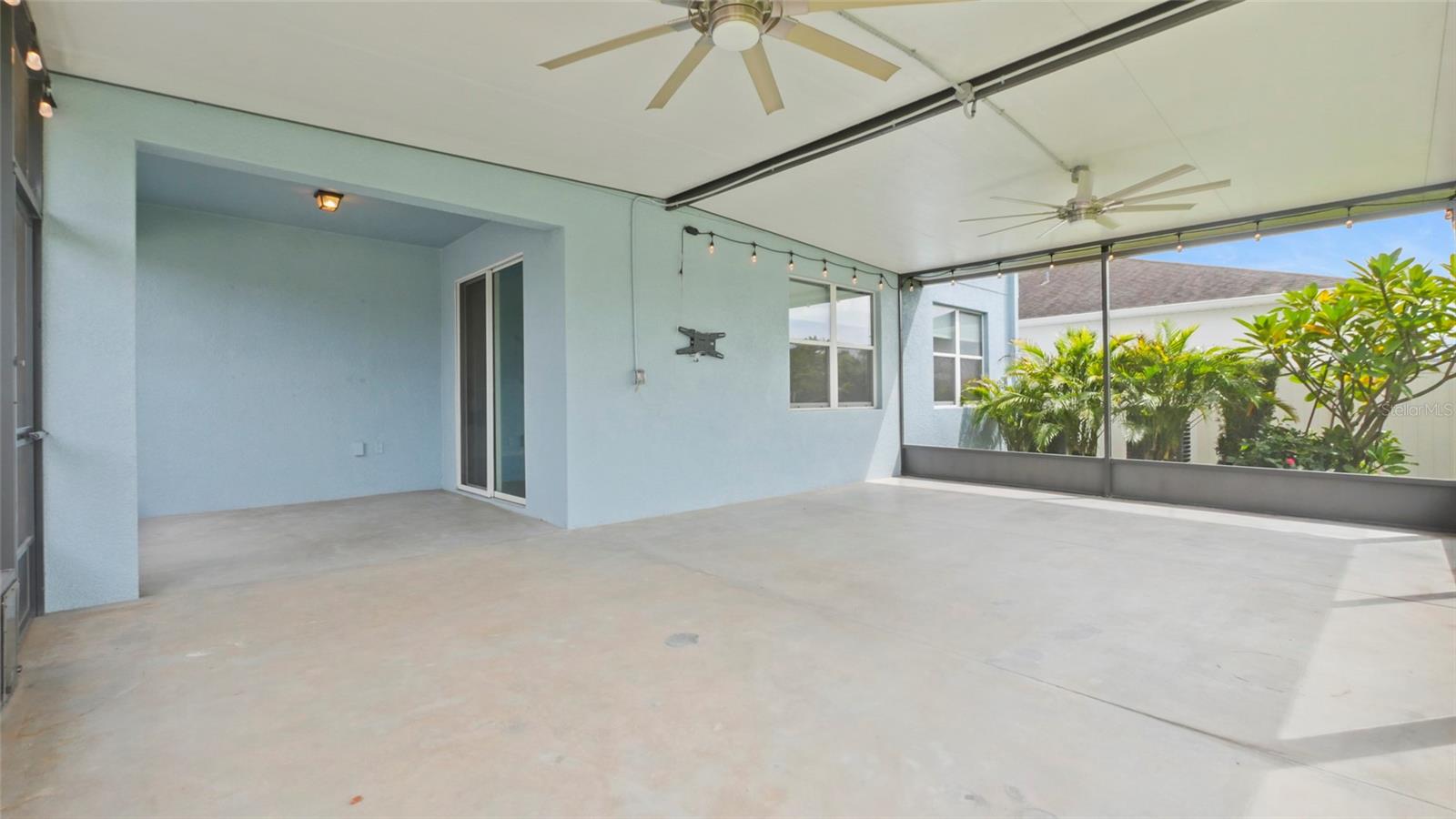 11425 EMERALD SHORE DR, RIVERVIEW, FL, 33579