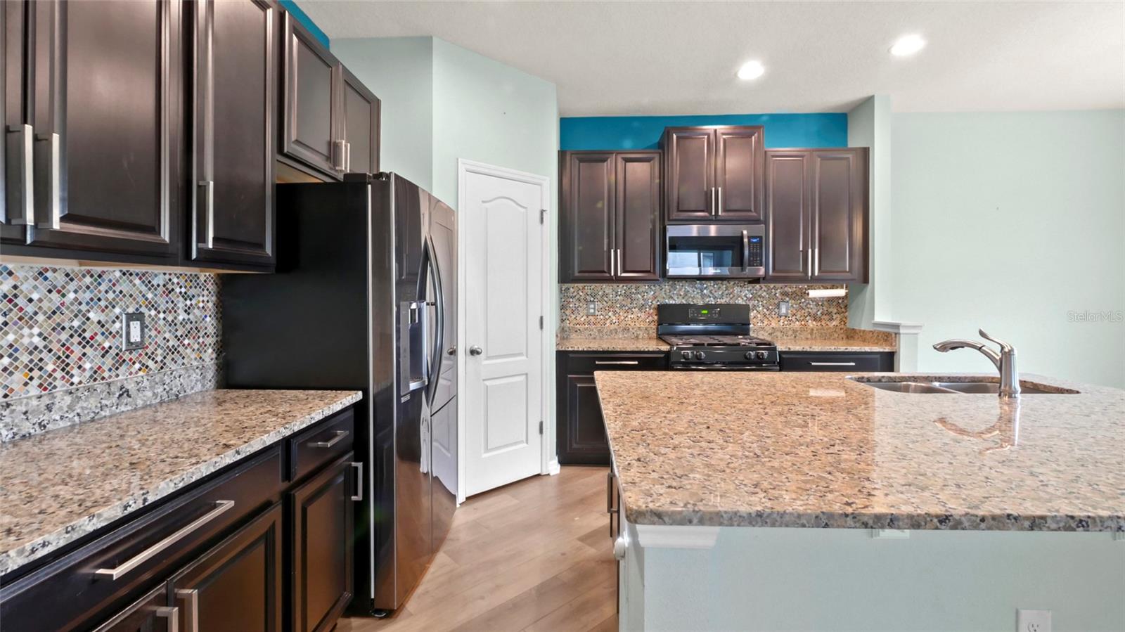 11425 EMERALD SHORE DR, RIVERVIEW, FL, 33579