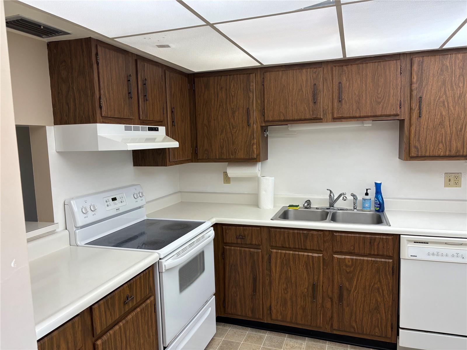 130 E JOHNSON AVE #113, LAKE WALES, FL, 33853