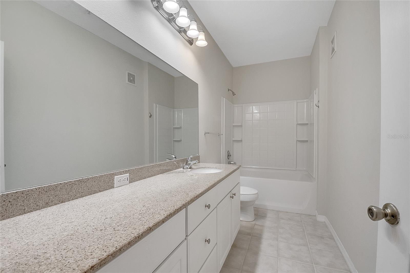 130 SOUTHERN PECAN CIR #108, WINTER GARDEN, FL, 34787