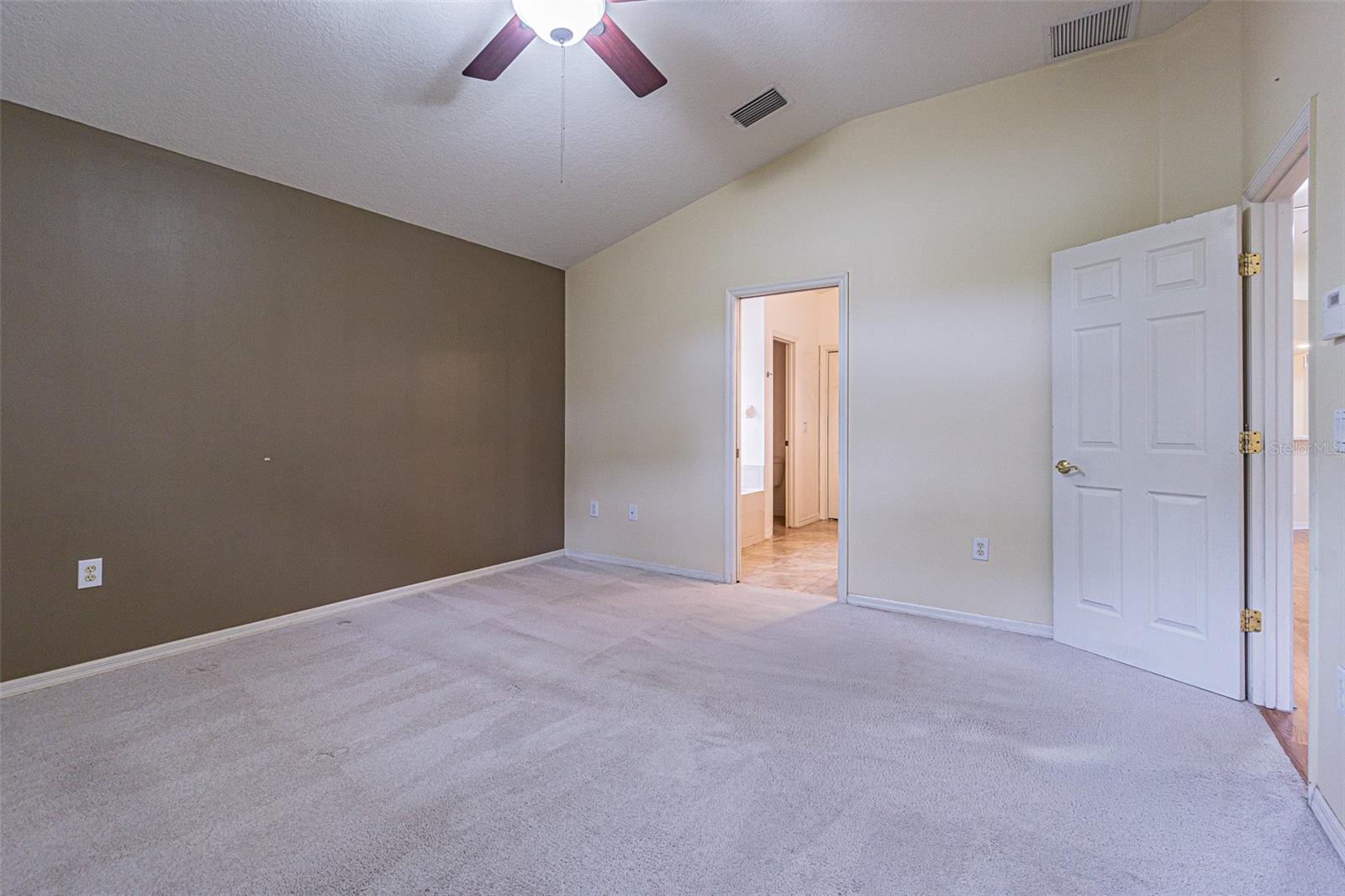 18024 ARBOR CREST DR, TAMPA, FL, 33647