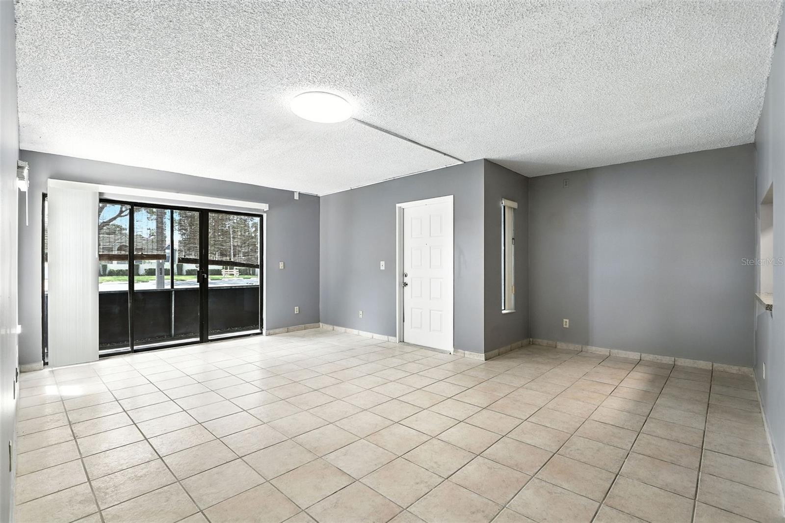 8201 SUN SPRING CIR #B1, ORLANDO, FL, 32825