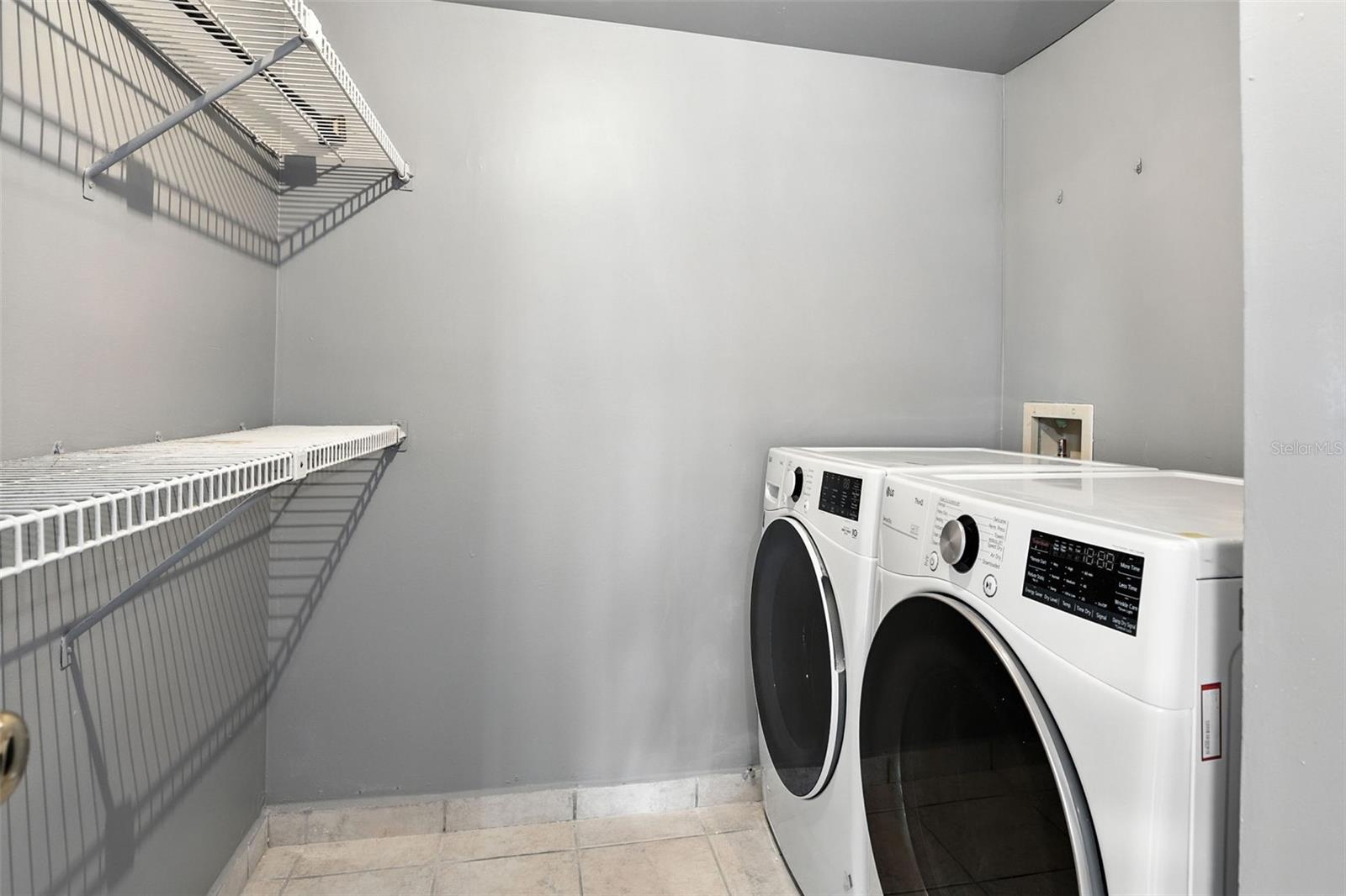 8201 SUN SPRING CIR #B1, ORLANDO, FL, 32825