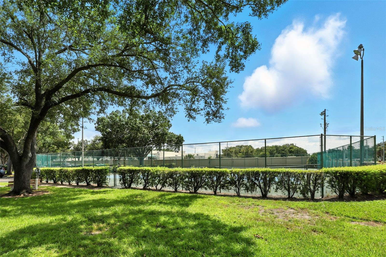 8201 SUN SPRING CIR #B1, ORLANDO, FL, 32825