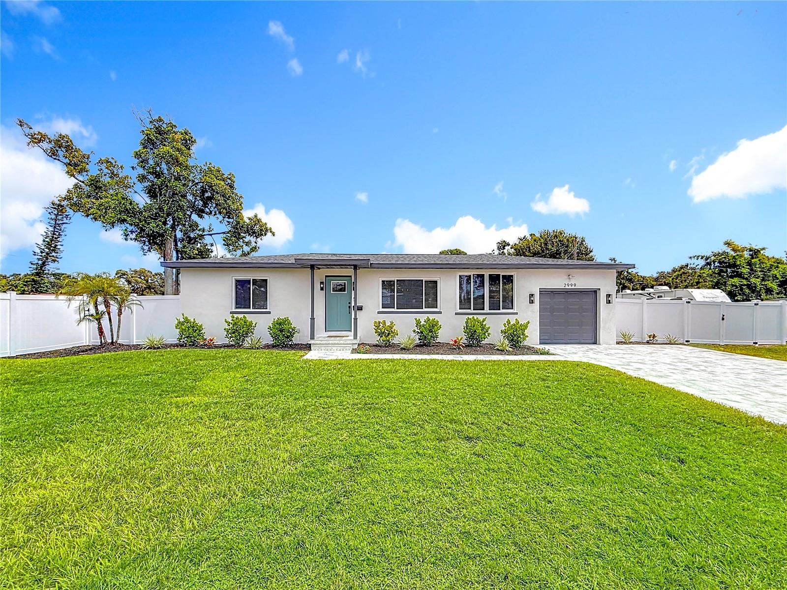 2999 LESLEE LAKE DR N, ST PETERSBURG, FL, 33713