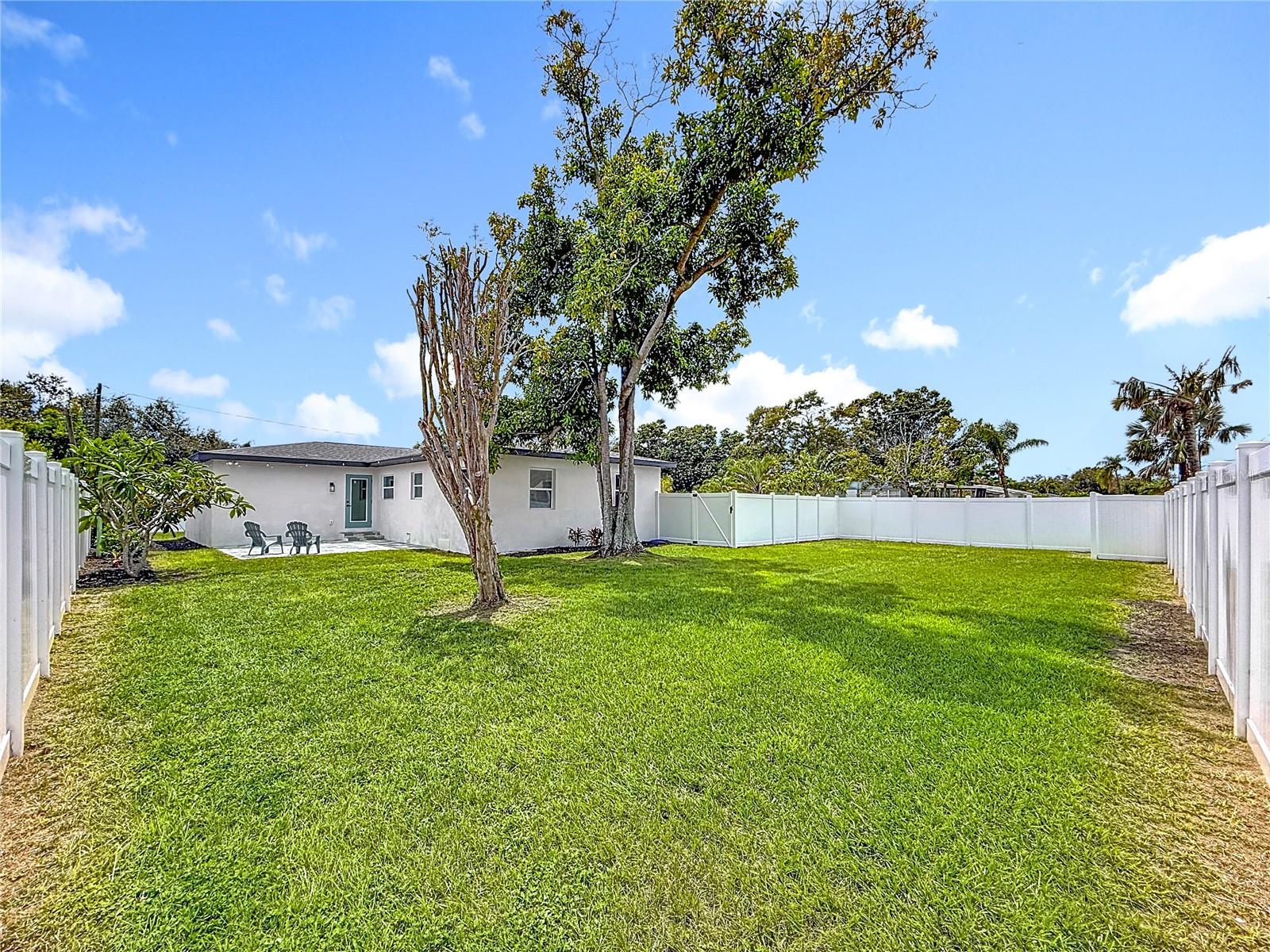 2999 LESLEE LAKE DR N, ST PETERSBURG, FL, 33713