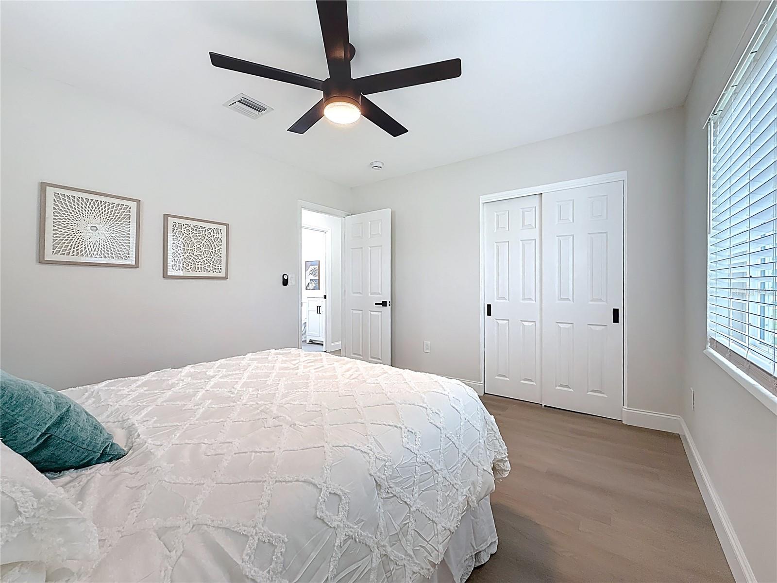 2999 LESLEE LAKE DR N, ST PETERSBURG, FL, 33713