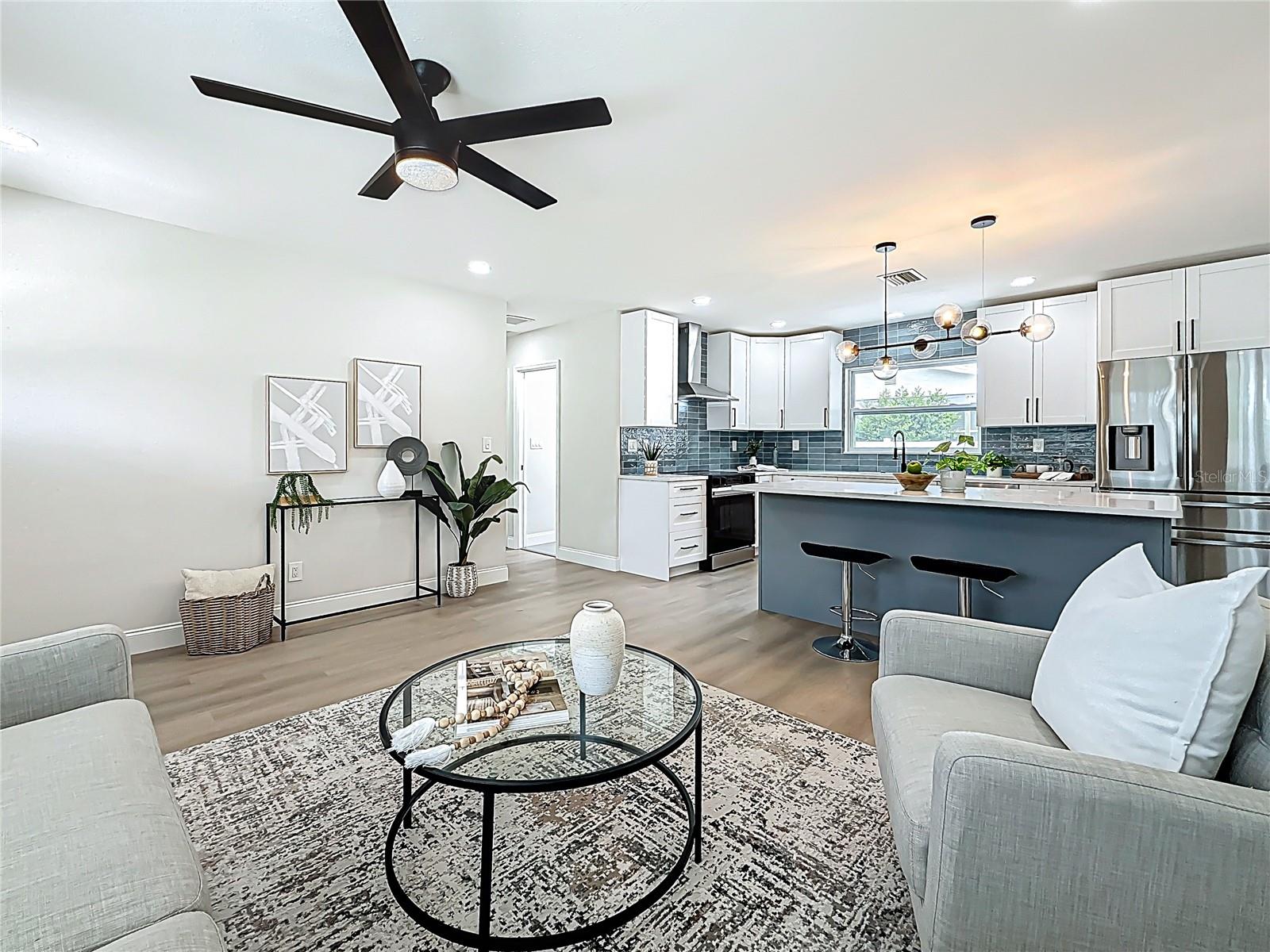 2999 LESLEE LAKE DR N, ST PETERSBURG, FL, 33713