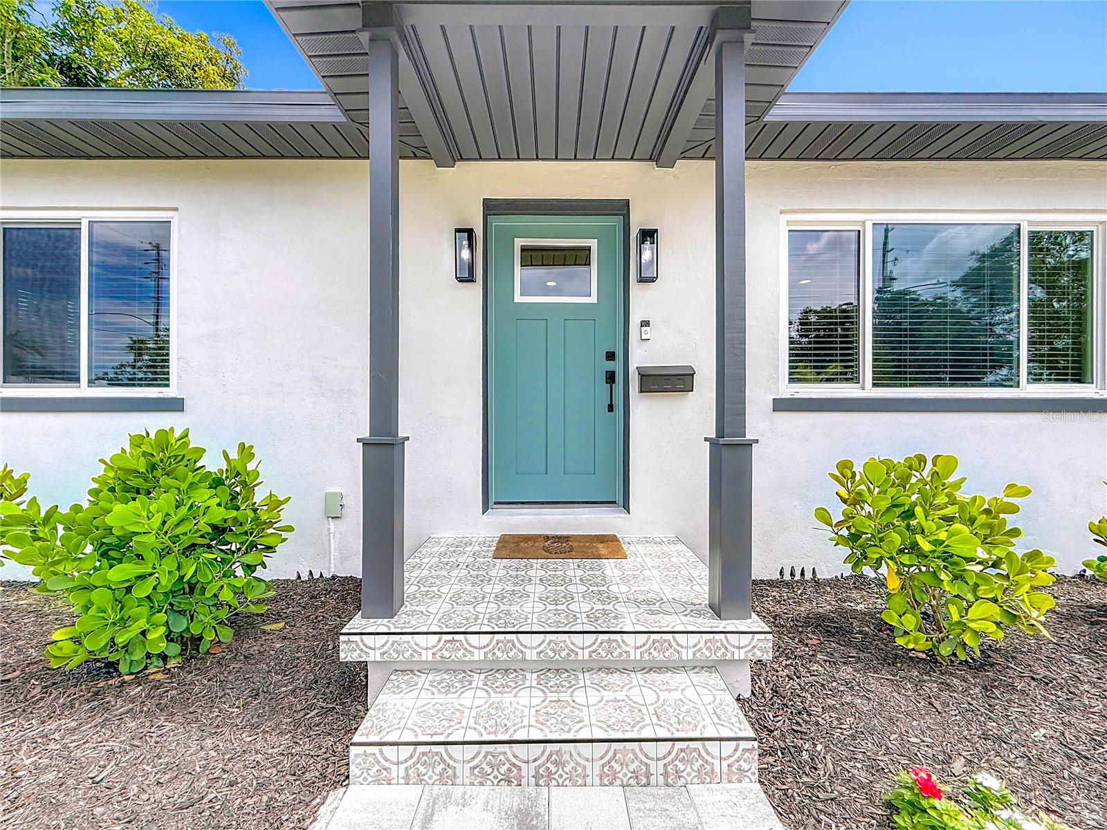 2999 LESLEE LAKE DR N, ST PETERSBURG, FL, 33713