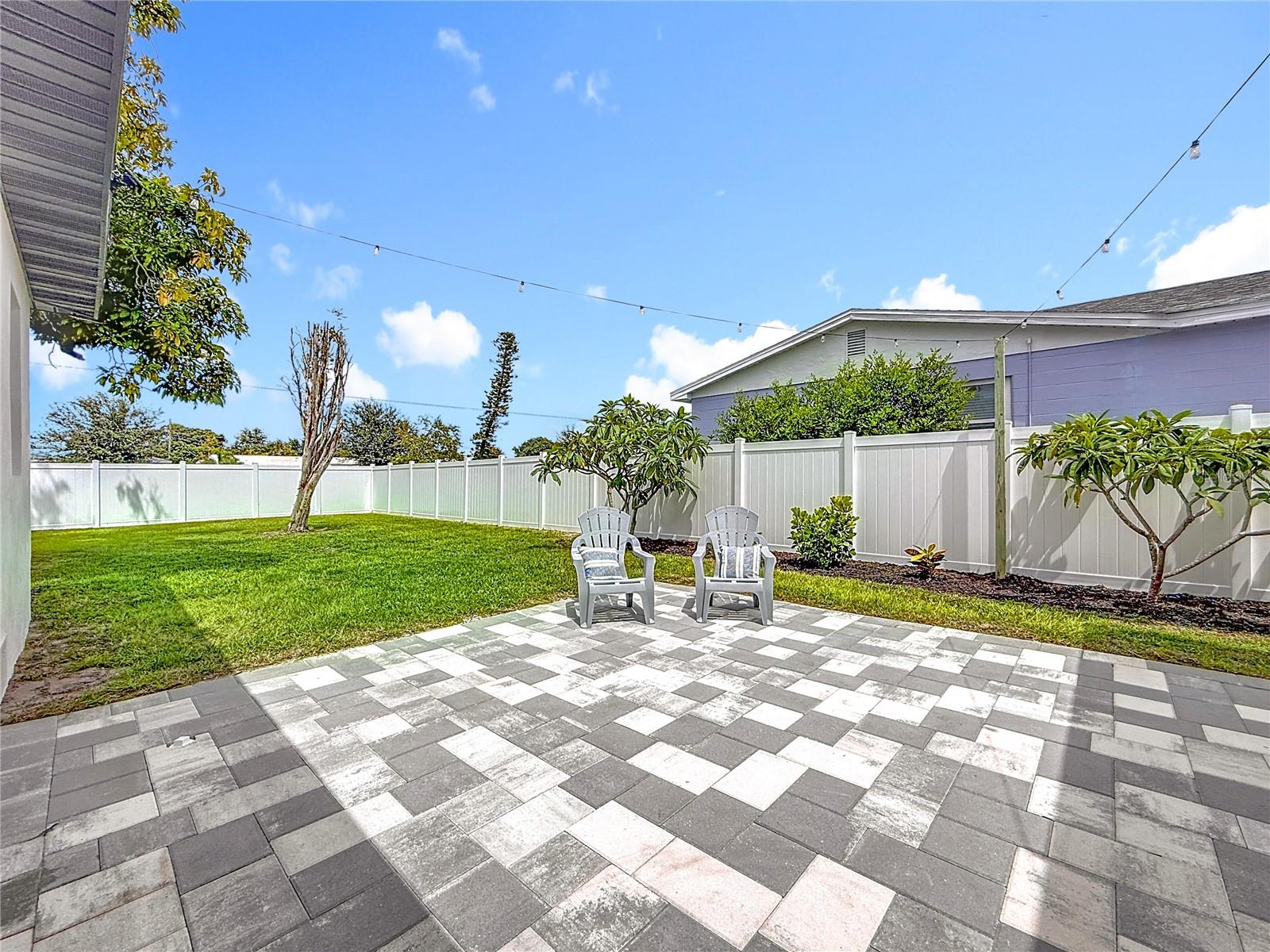 2999 LESLEE LAKE DR N, ST PETERSBURG, FL, 33713